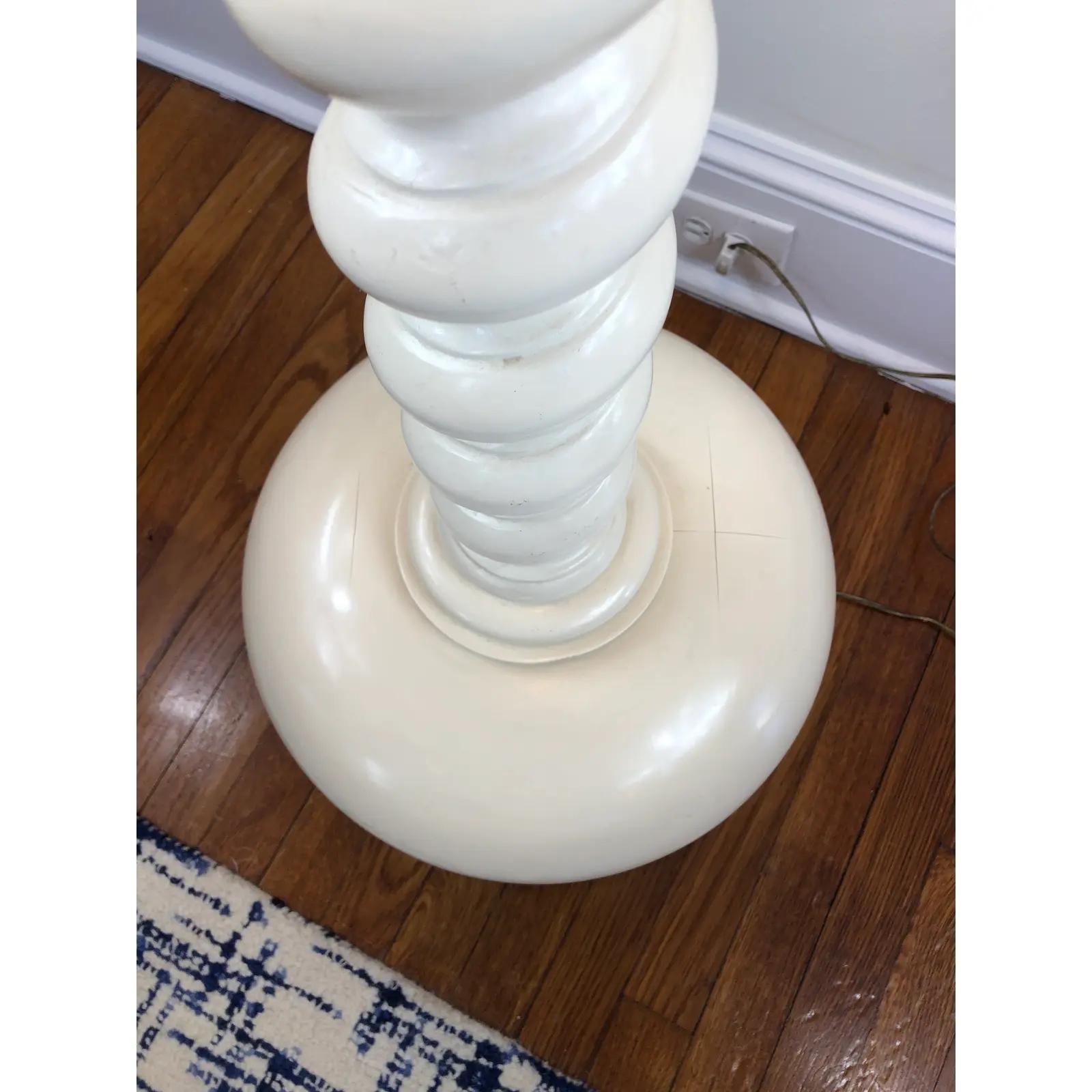 Rare Modern Twist Floor Lamp in the manner of Karl Springer. Unique with a bulbous base that separates it from the pack.
Curbside to NYC/Philly $400