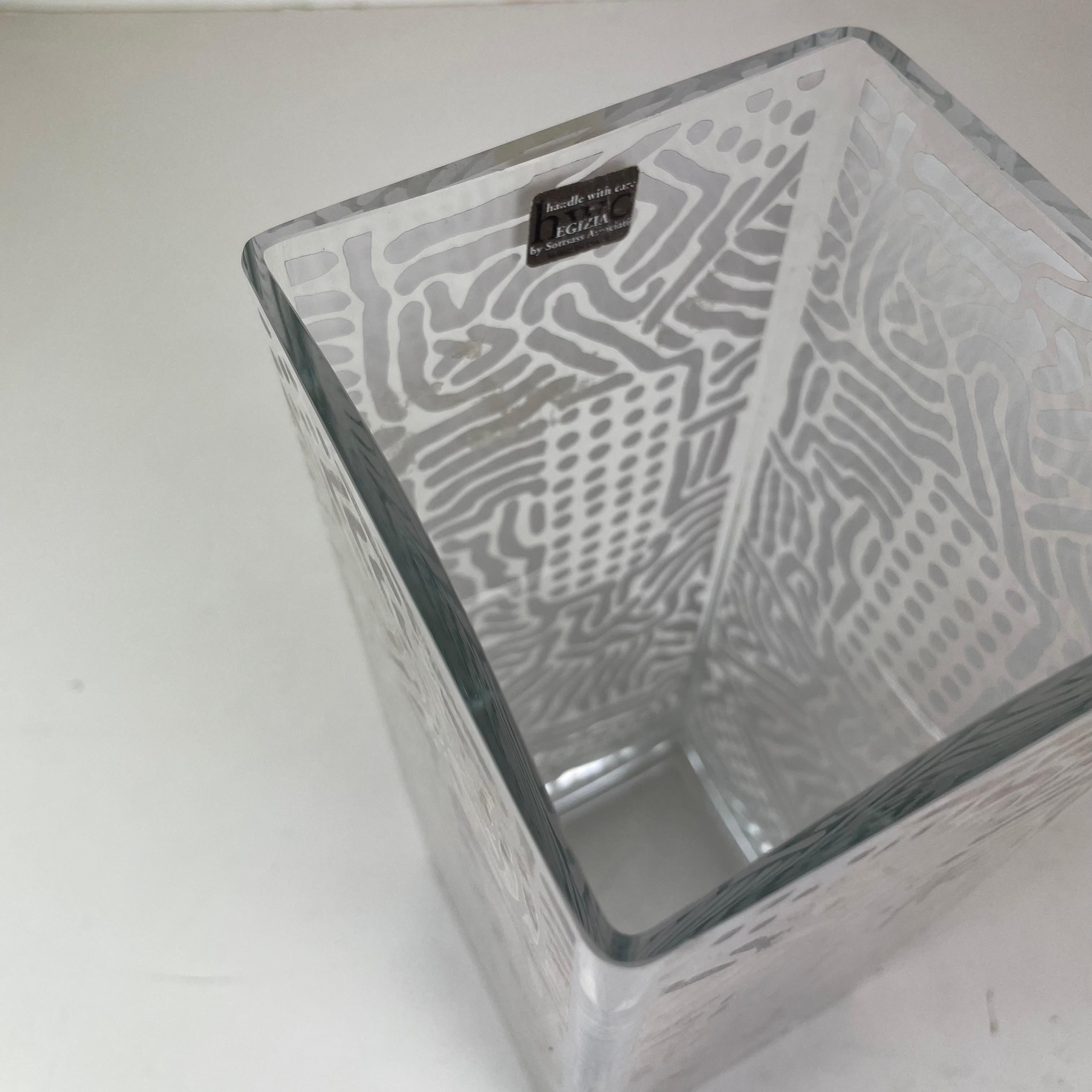 Jarrón postmoderno de Nathalie du Pasquier para HWC Egizia & Sottsass Associati, 199 en venta 7