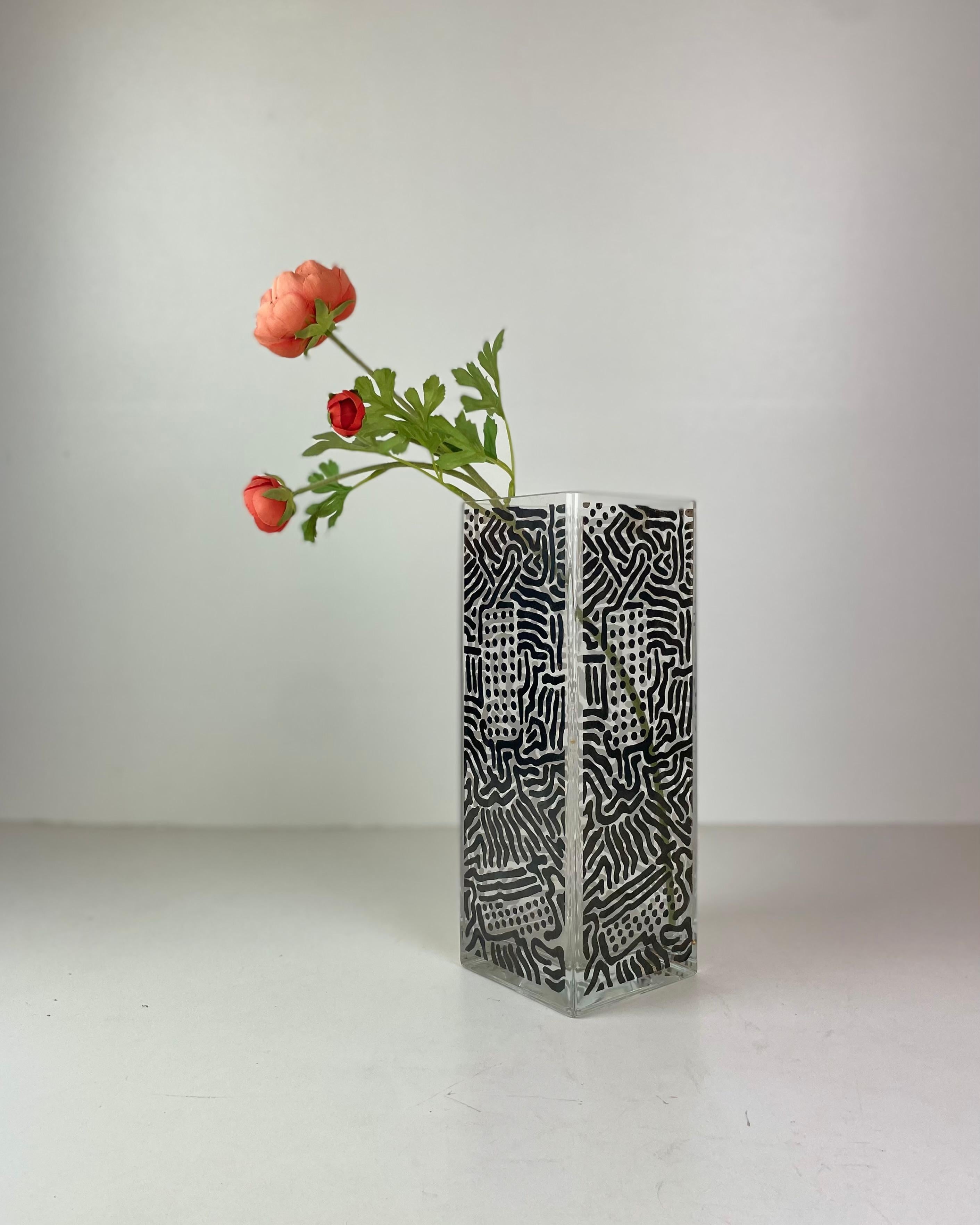 Jarrón postmoderno de Nathalie du Pasquier para HWC Egizia & Sottsass Associati, 199 en venta 8