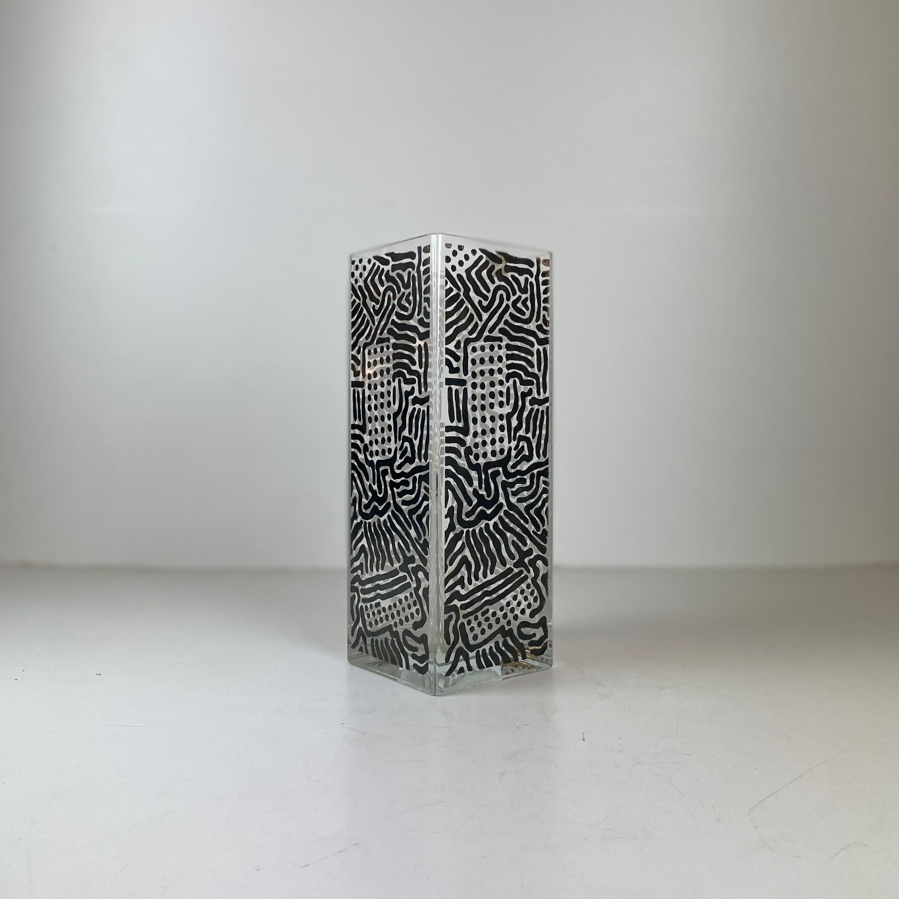 Jarrón postmoderno de Nathalie du Pasquier para HWC Egizia & Sottsass Associati, 199 Posmoderno en venta