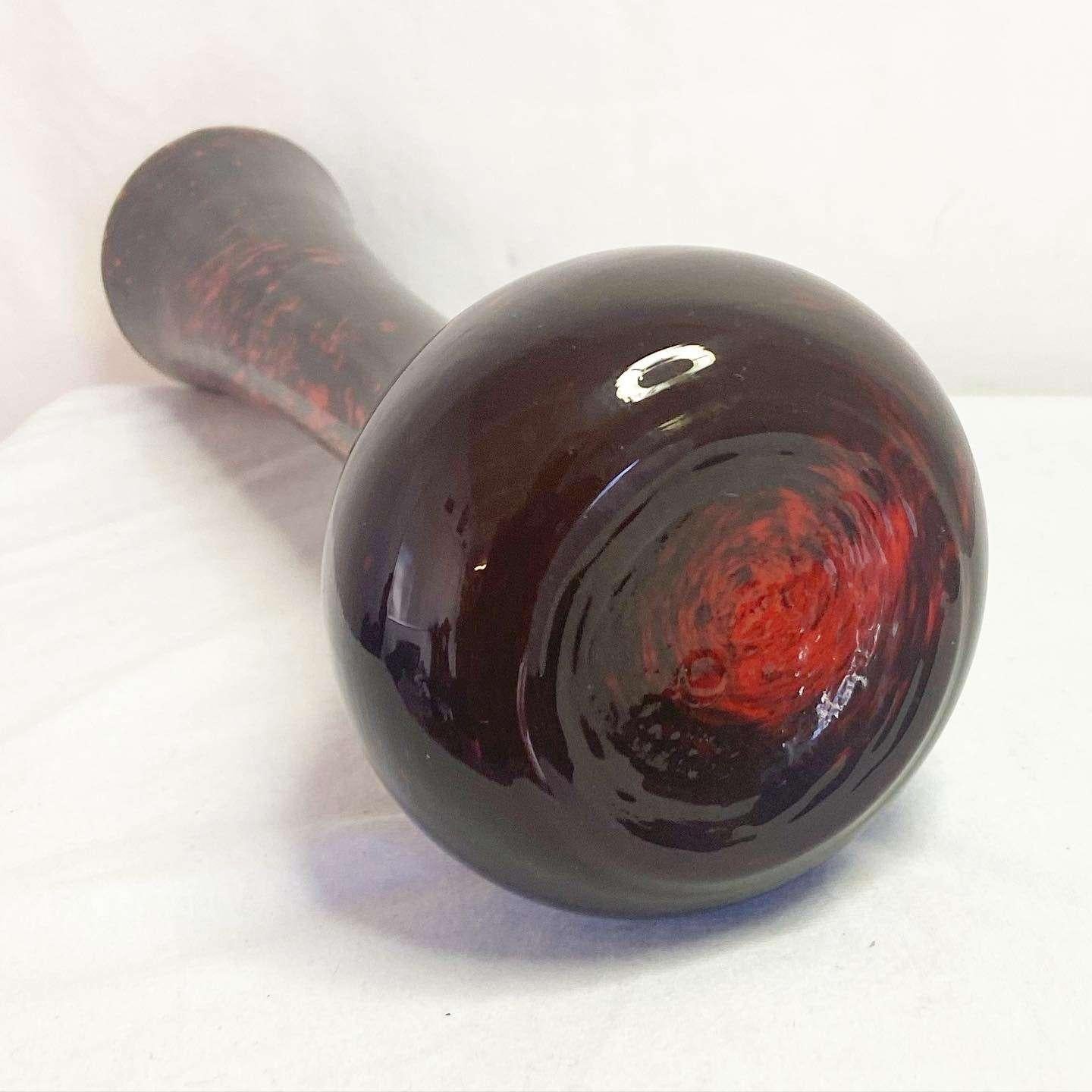 Postmodern Vintage Black Red and Orange Ceramic Vase In Good Condition For Sale In Delray Beach, FL