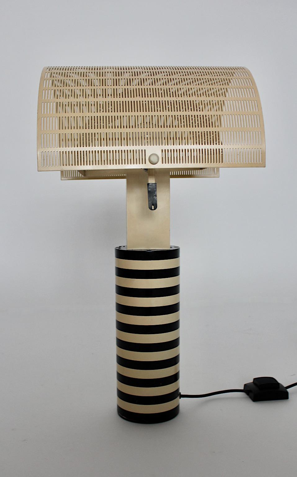 Postmodern Vintage Black White Table Lamp Shogun Mario Botta Artemide 1986 Italy For Sale 7