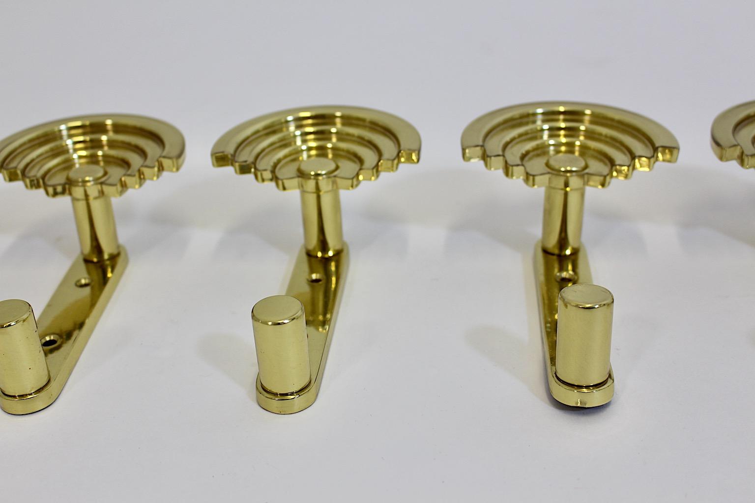 Postmodern Vintage Brass Six Wall Hooks SE 314 C Ettore Sottsass 1985 Italy In Good Condition For Sale In Vienna, AT