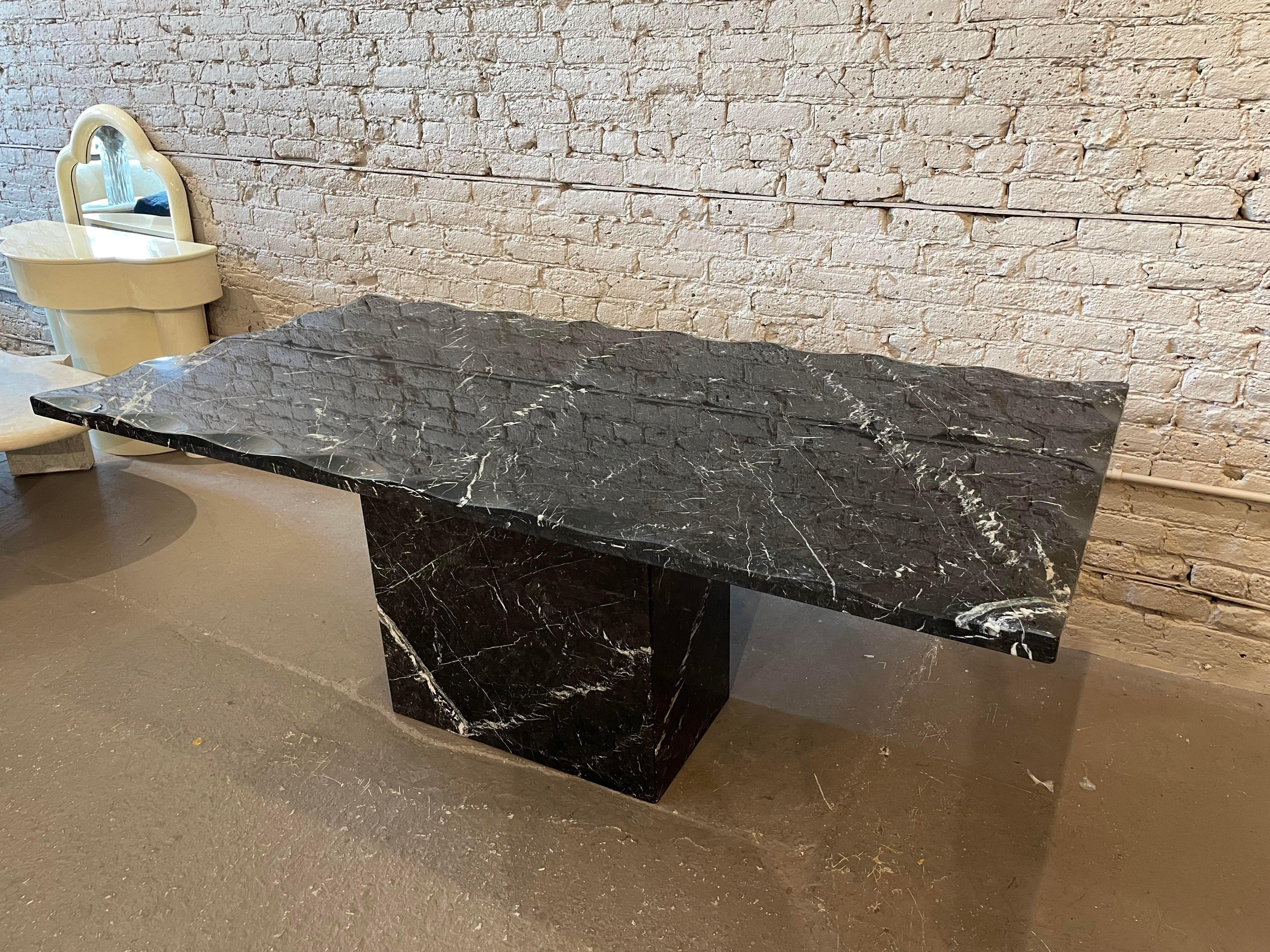 Postmodern Vintage Nero Marquina Black Marble Dining Table with Scalloped Edge For Sale 3