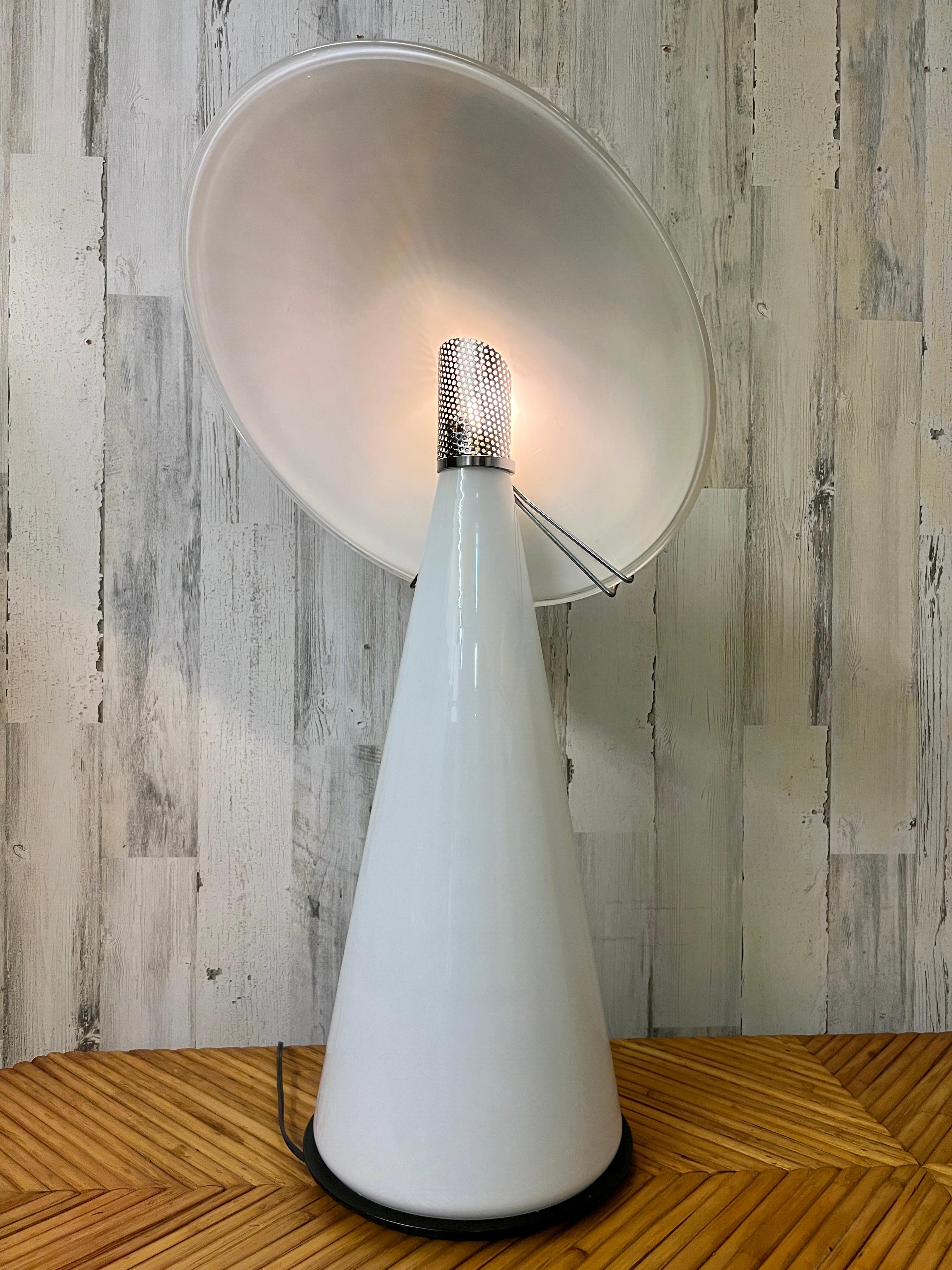 Postmodern Vistosi Table Lamp For Sale 4