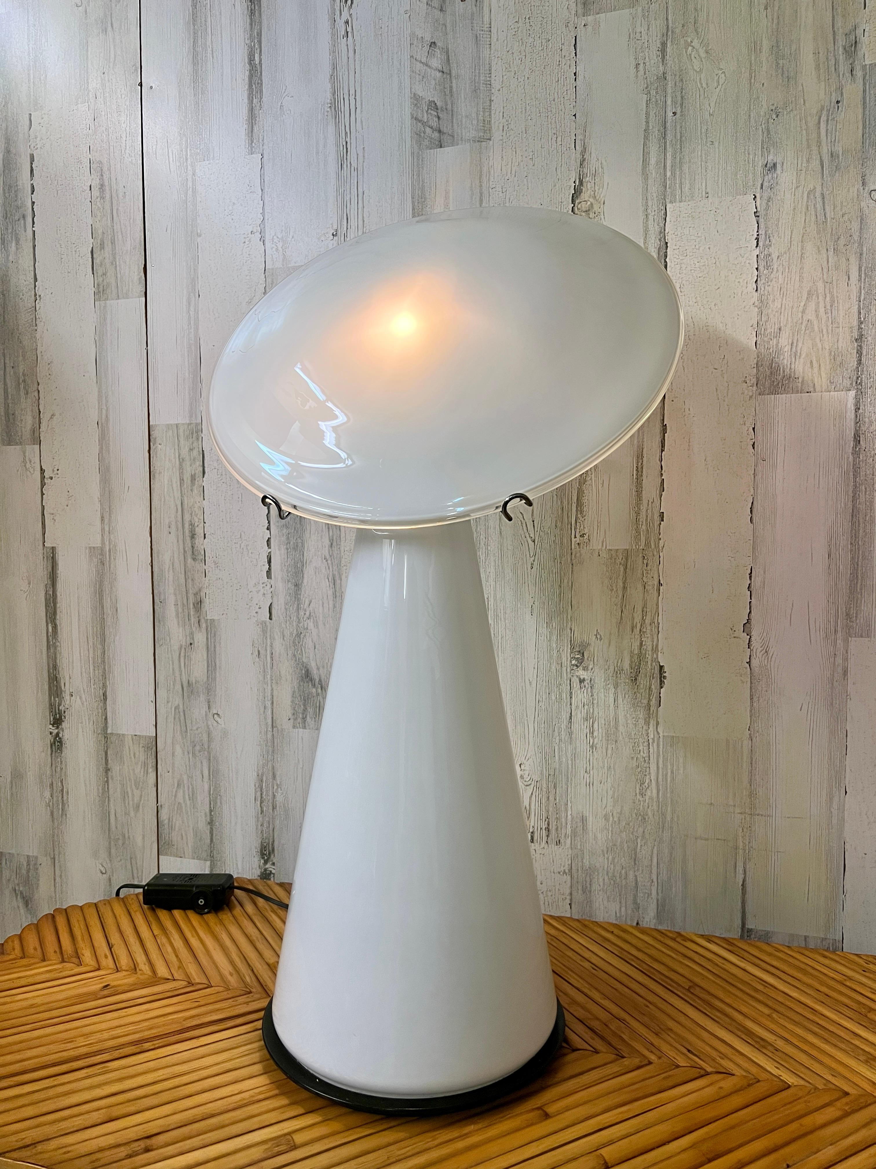 Postmodern Vistosi Table Lamp For Sale 1