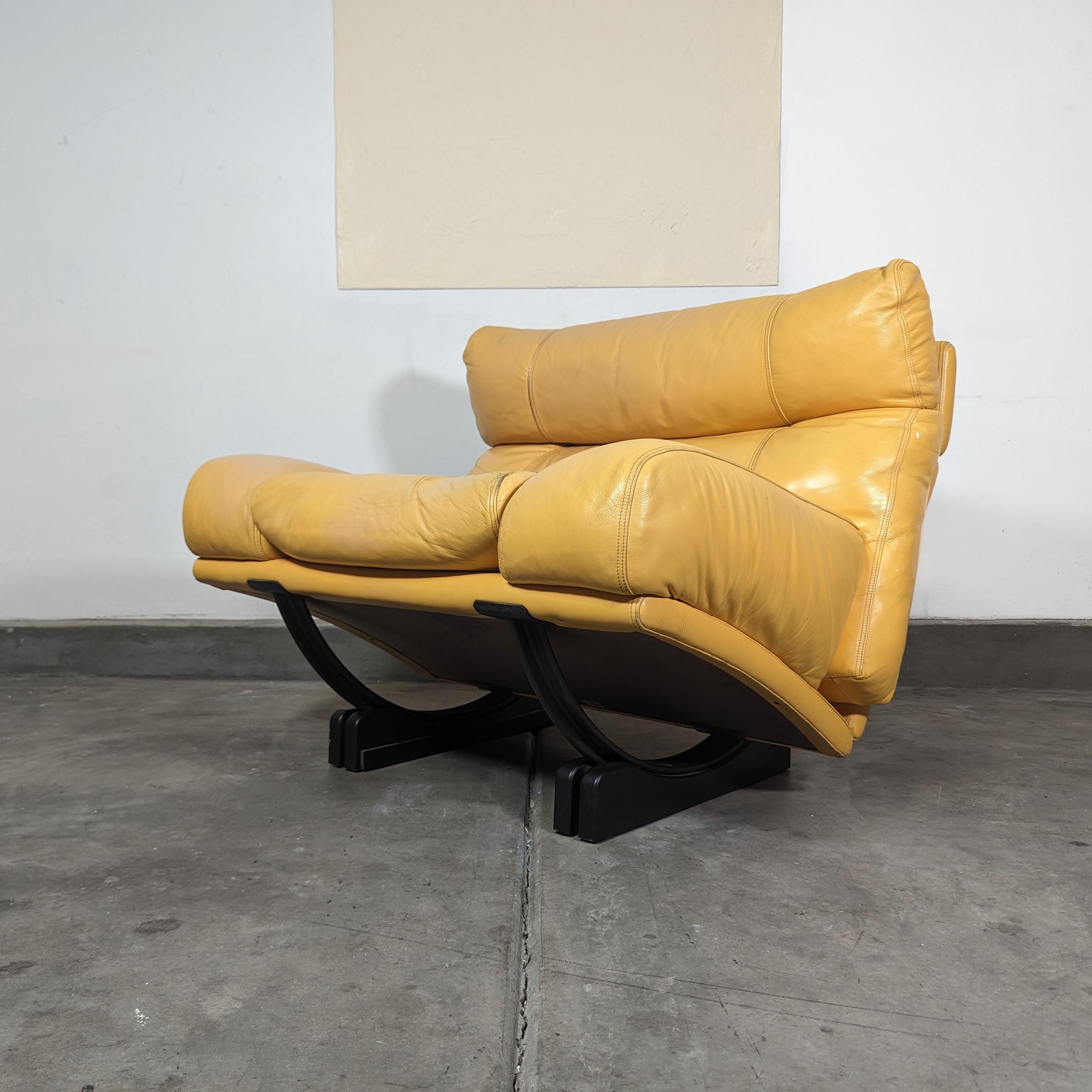 Postmodern Walse Leather Lounge Chair by Tito Agnoli for Poltrona Frau, c1990s For Sale 5