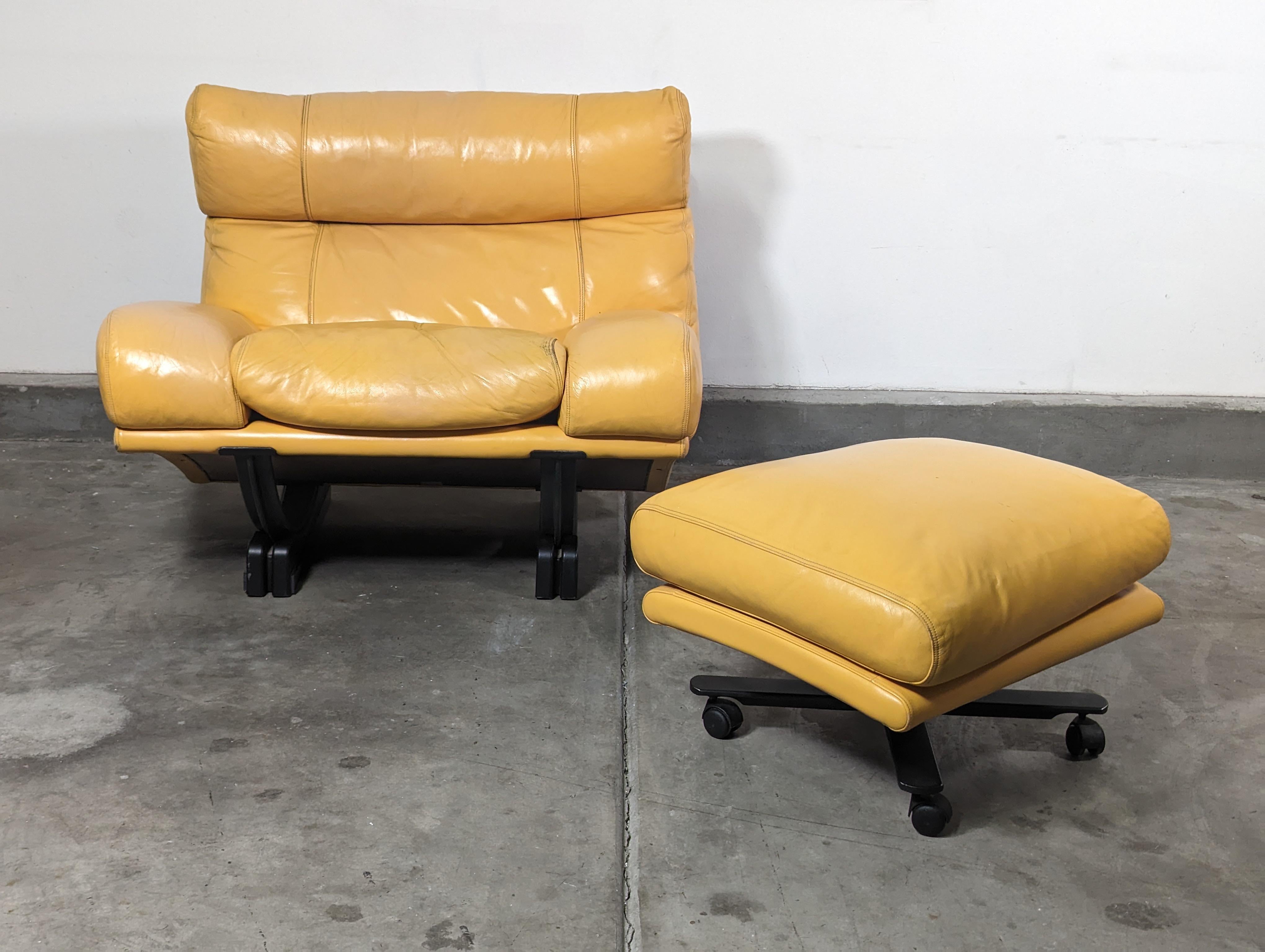 Postmodern Walse Leather Lounge Chair by Tito Agnoli for Poltrona Frau, c1990s In Good Condition For Sale In Chino Hills, CA