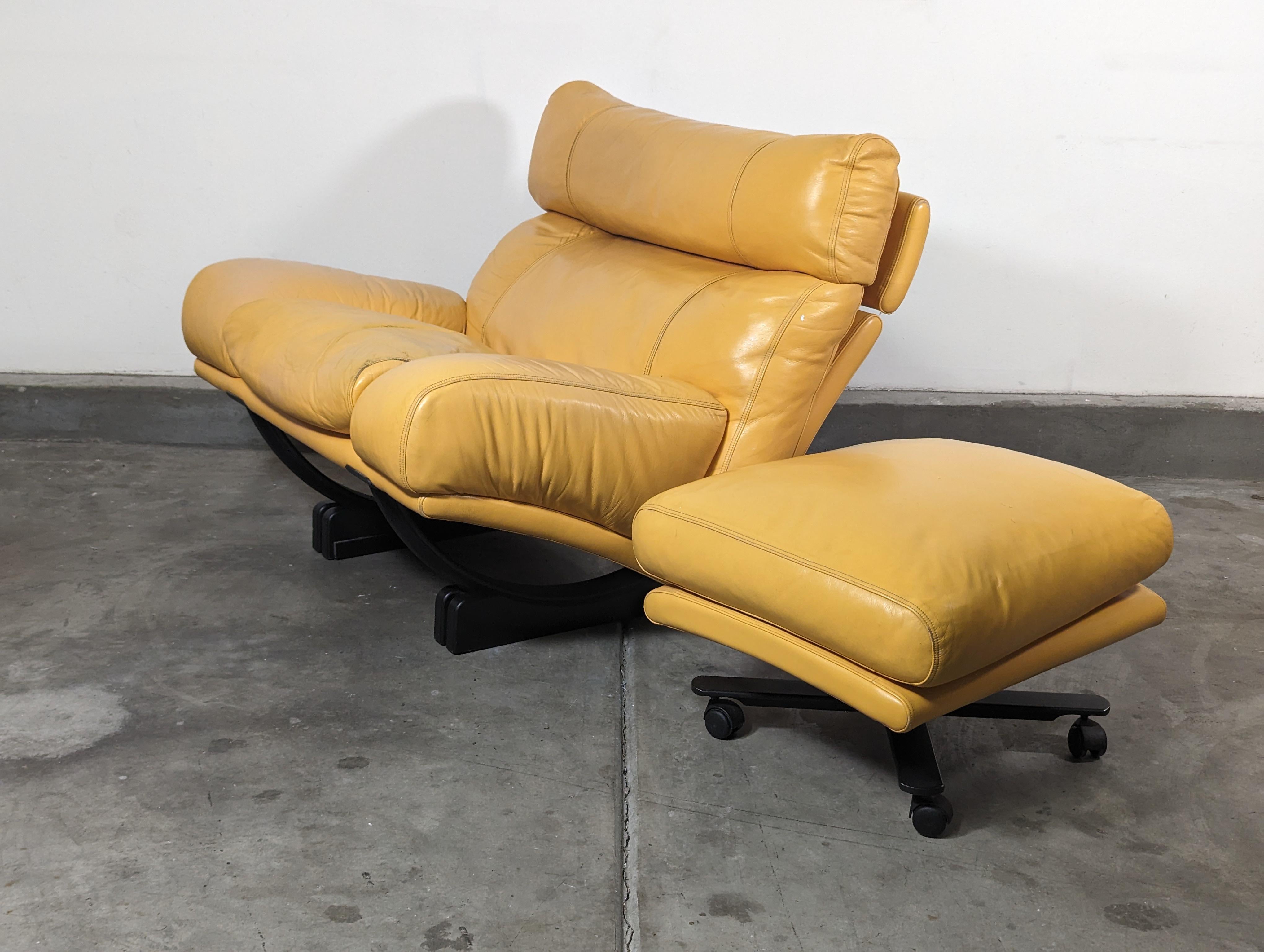 Late 20th Century Postmodern Walse Leather Lounge Chair by Tito Agnoli for Poltrona Frau, c1990s For Sale