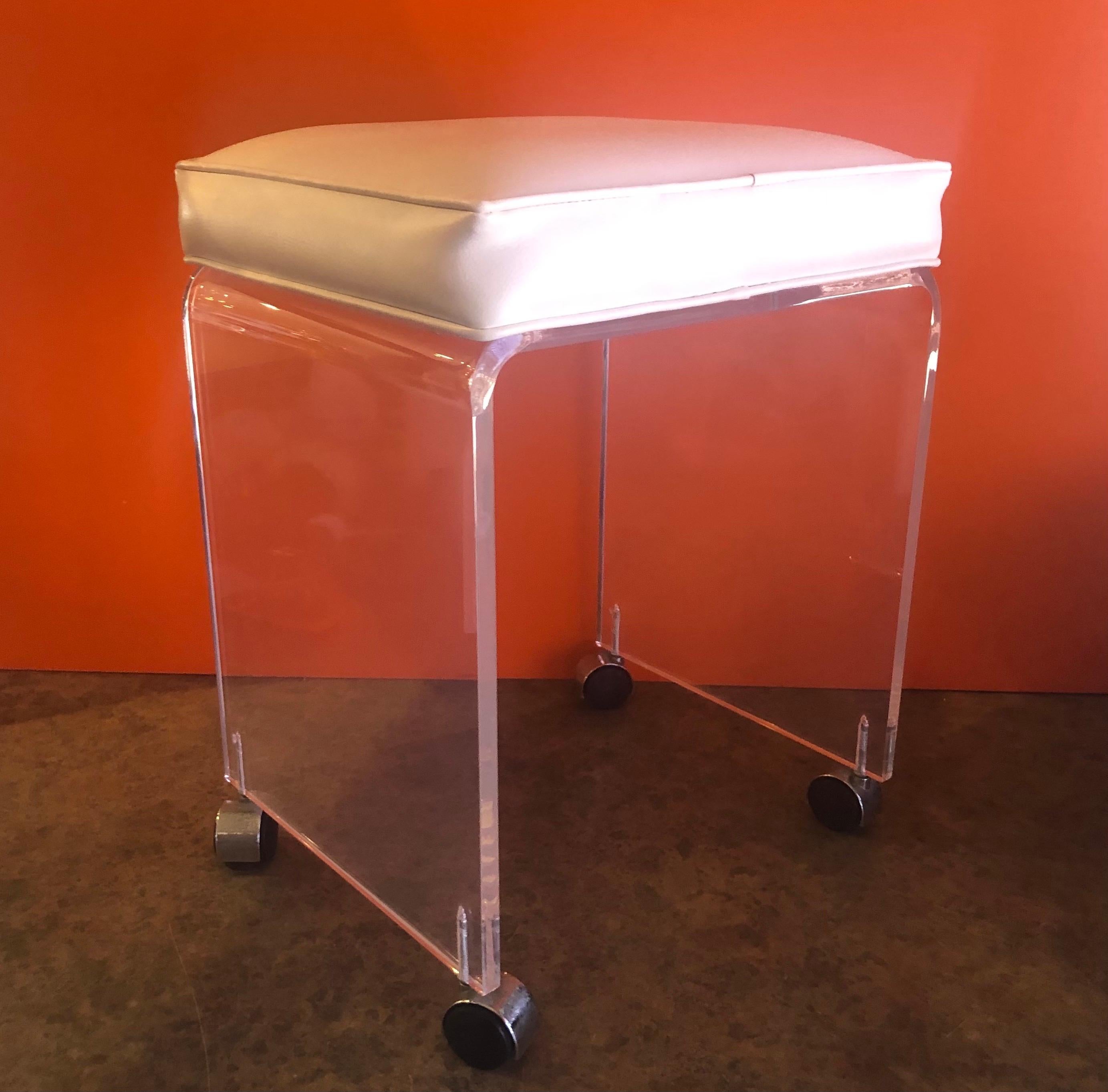 American Postmodern Waterfall Lucite Vanity Stool or Bench with White Seat by Akko For Sale