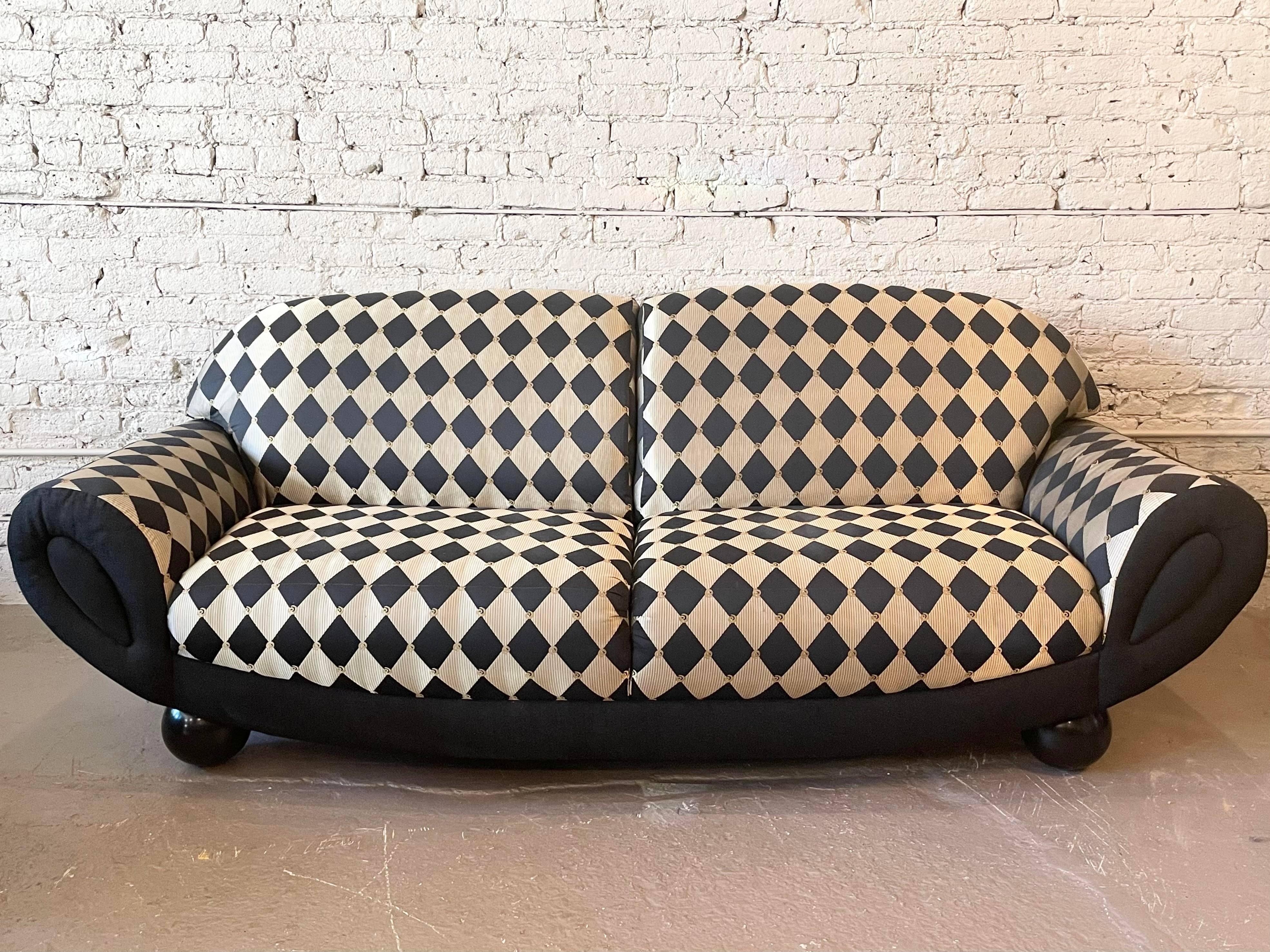 Postmodern Weiman Curved Sofa  In Good Condition In Chicago, IL