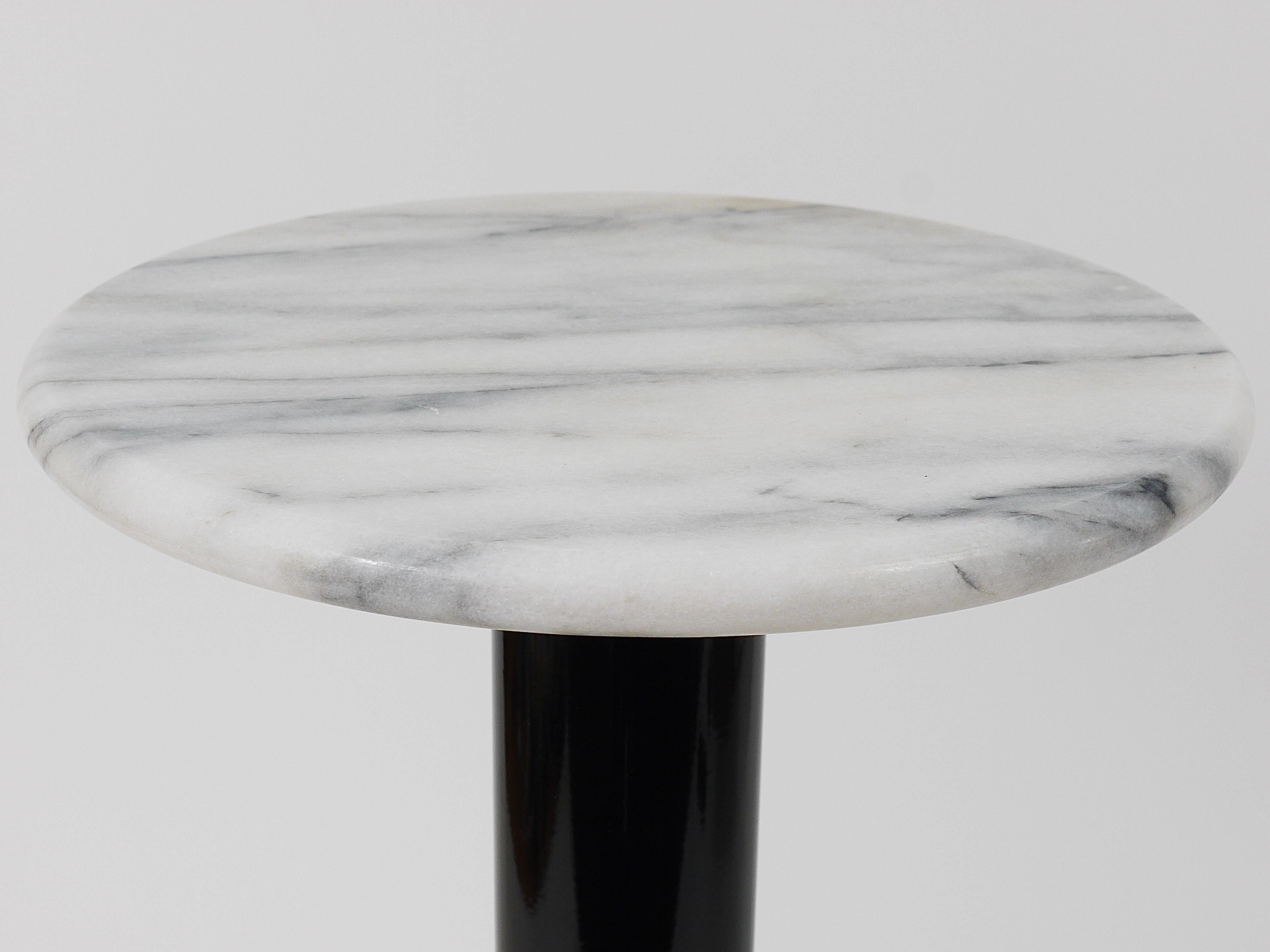 Postmodern White Carrara Marble Flower Stand Pedestal Table, Italy, 1980s For Sale 7