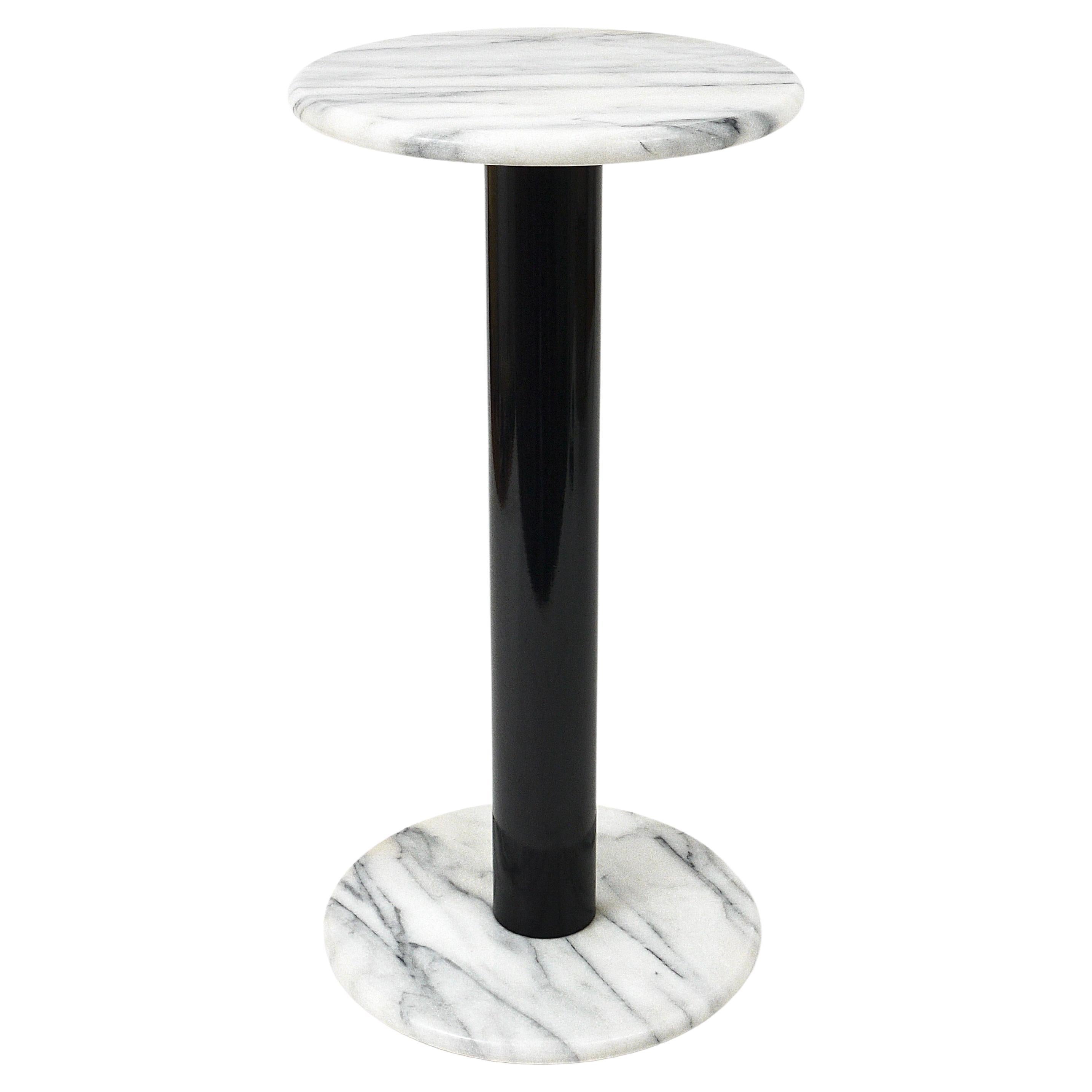 Postmodern White Carrara Marble Flower Stand Pedestal Table, Italy, 1980s