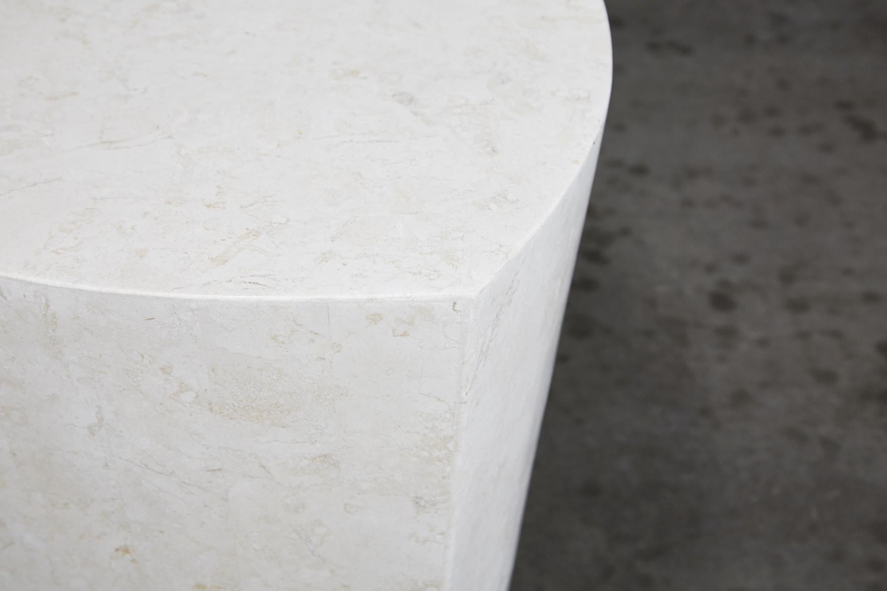 Fiberglass Postmodern White Freeform Tessellated Stone 