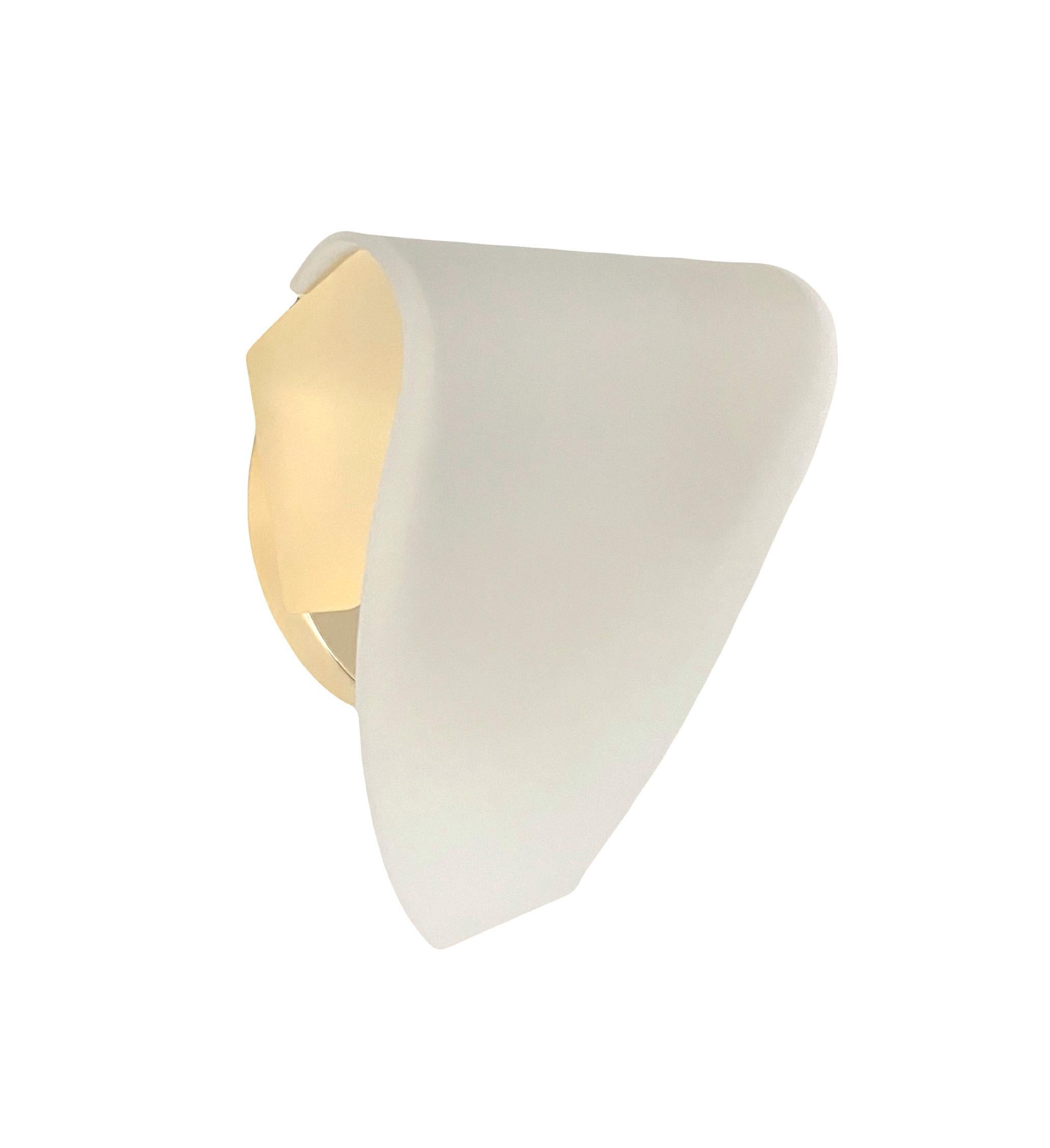 Postmodern White Glass Gold Pair of Wall Sconces by Blauet, Barcelona, 1990s For Sale 1