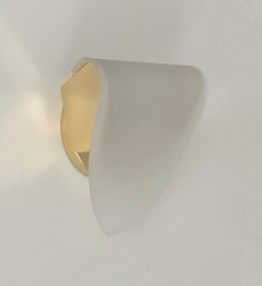 Set di sei applique postmoderne in vetro bianco e oro di Blauet, Barcellona, anni '90