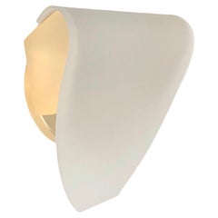 Applique postmoderno in vetro bianco di Blauet, Barcellona, anni '90