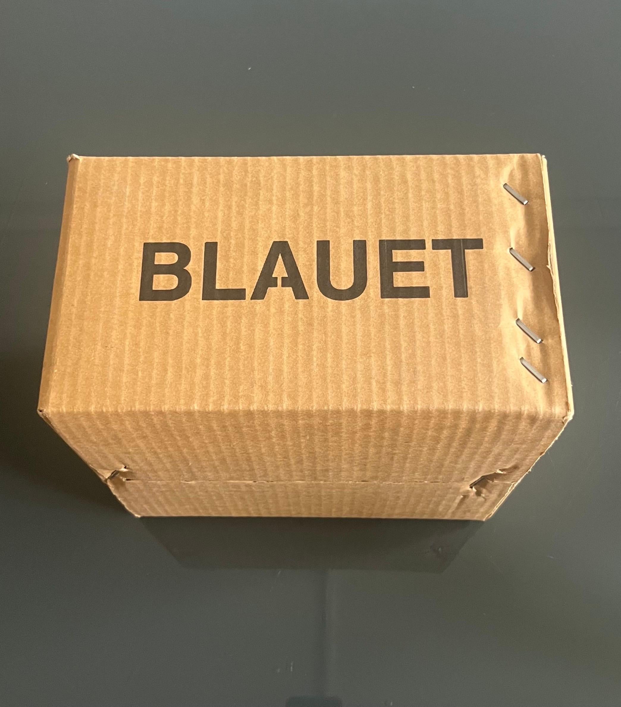 Postmodern White Metal Pair of Halogen Flush Mounts by Blauet, Barcelona, 1980s in vendita 4