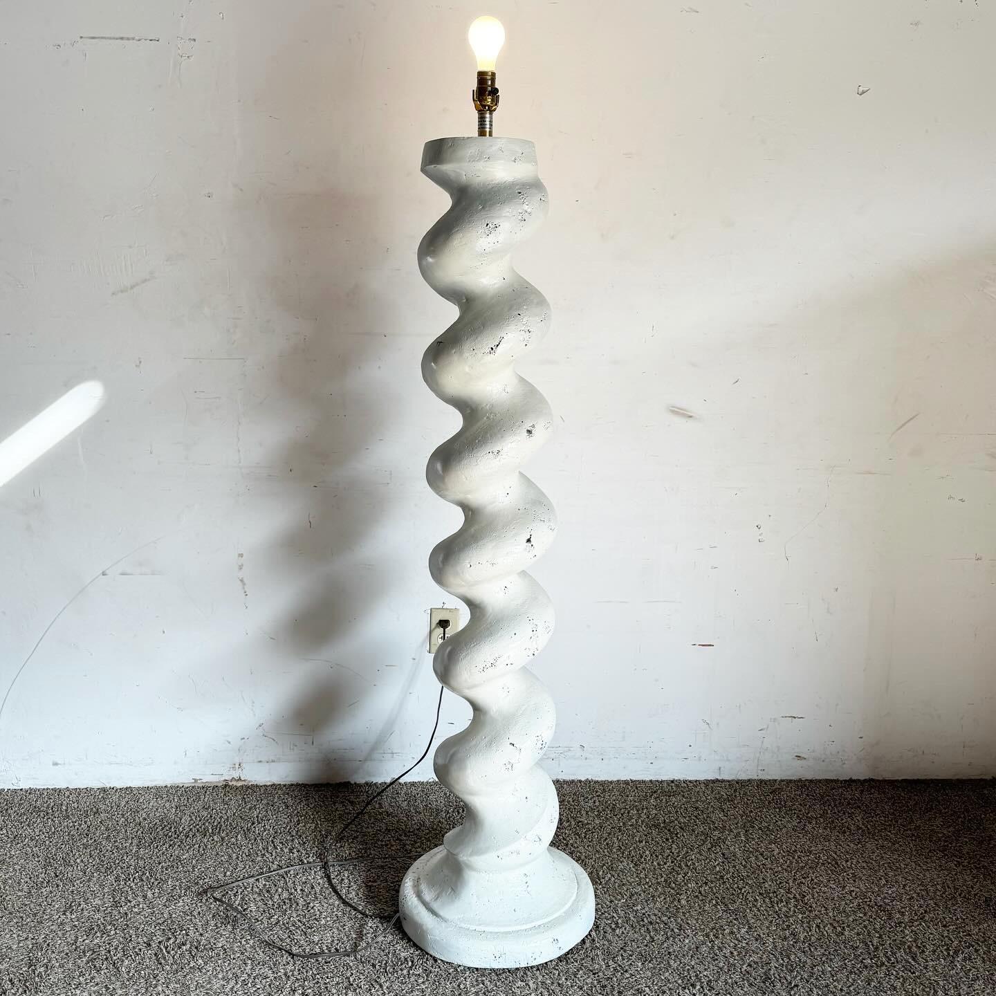 Postmodern White Plaster Spiral Floor Lamp by Michael Taylor In Good Condition In Delray Beach, FL