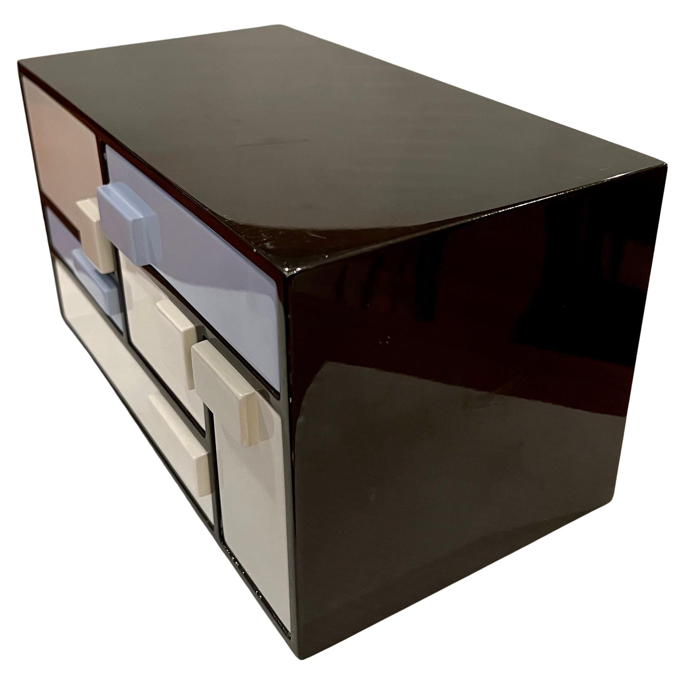Post-Modern postmodern Wood Lacquer Mondrian De Stijl Style Small Box