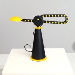 Lampe de bureau Gaucho jaune postmoderne de Studio Per pour Egoluce, années 1980