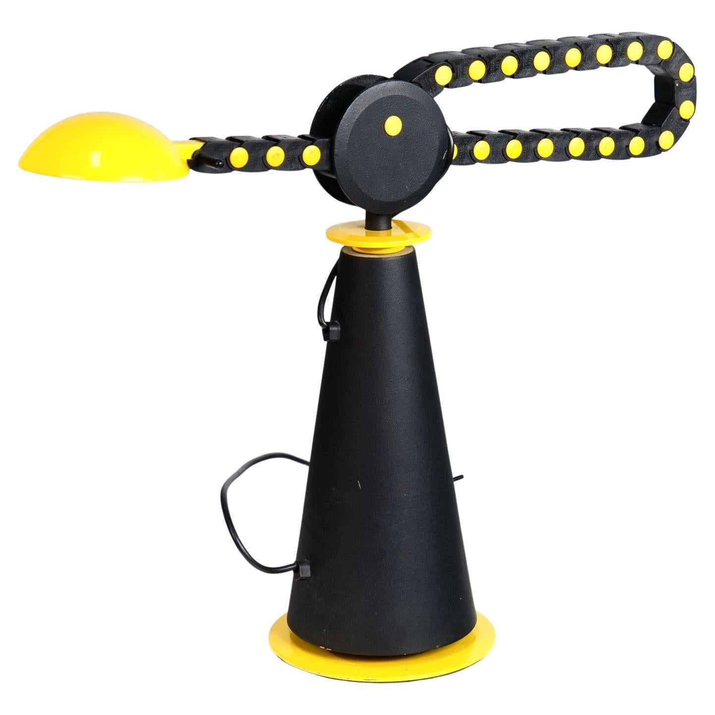 Lampe de bureau Gaucho jaune postmoderne de Studio Per pour Egoluce, années 1980 en vente