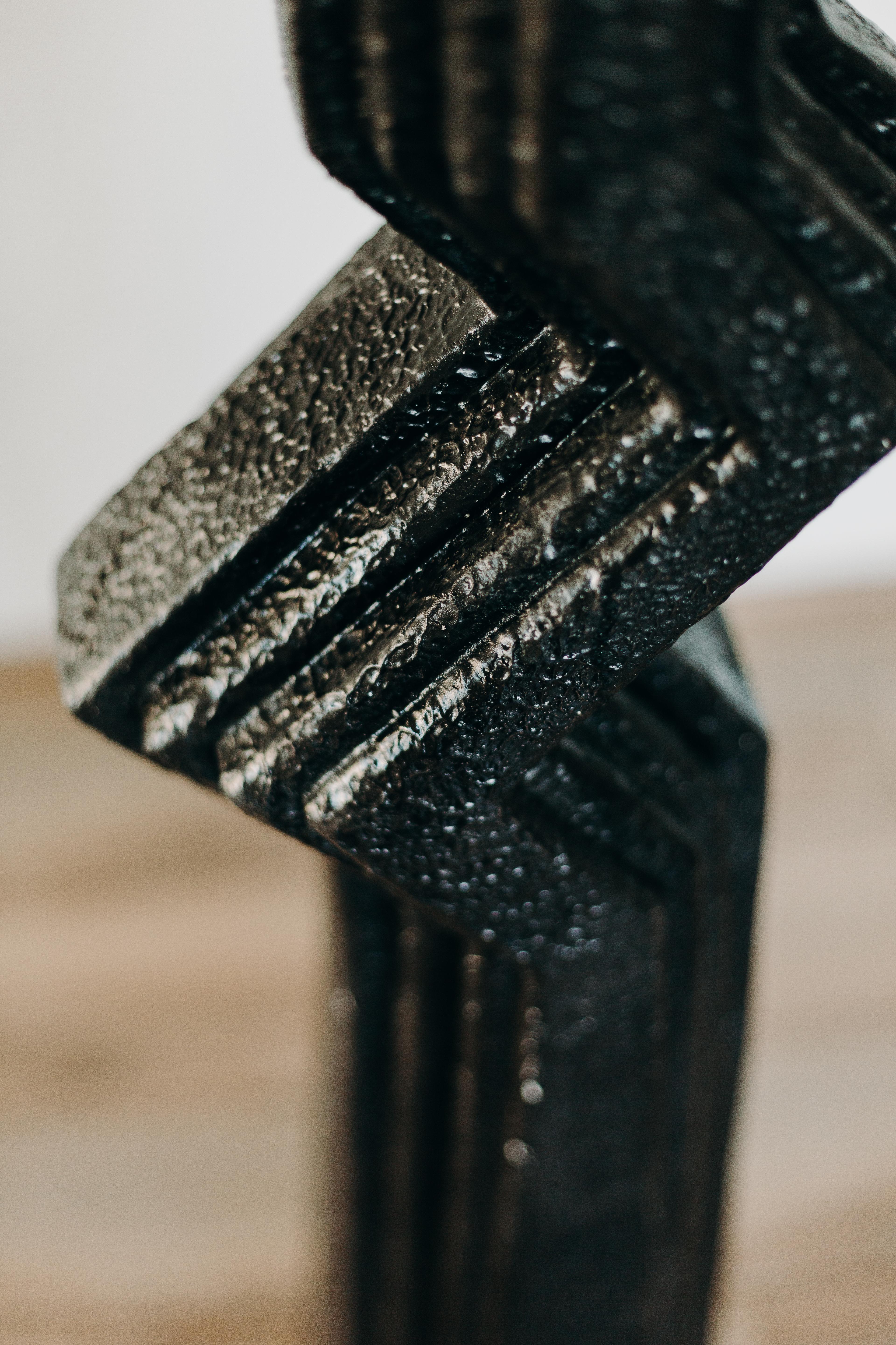 Postmodern Zig Zag Black Plaster Floor Lamp In Good Condition In Phoenix, AZ