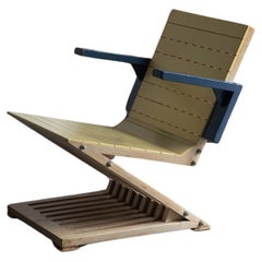 Retro Unique Postmodern Zig-Zag Chair in style of Gerrit Rietveld, 1980s 