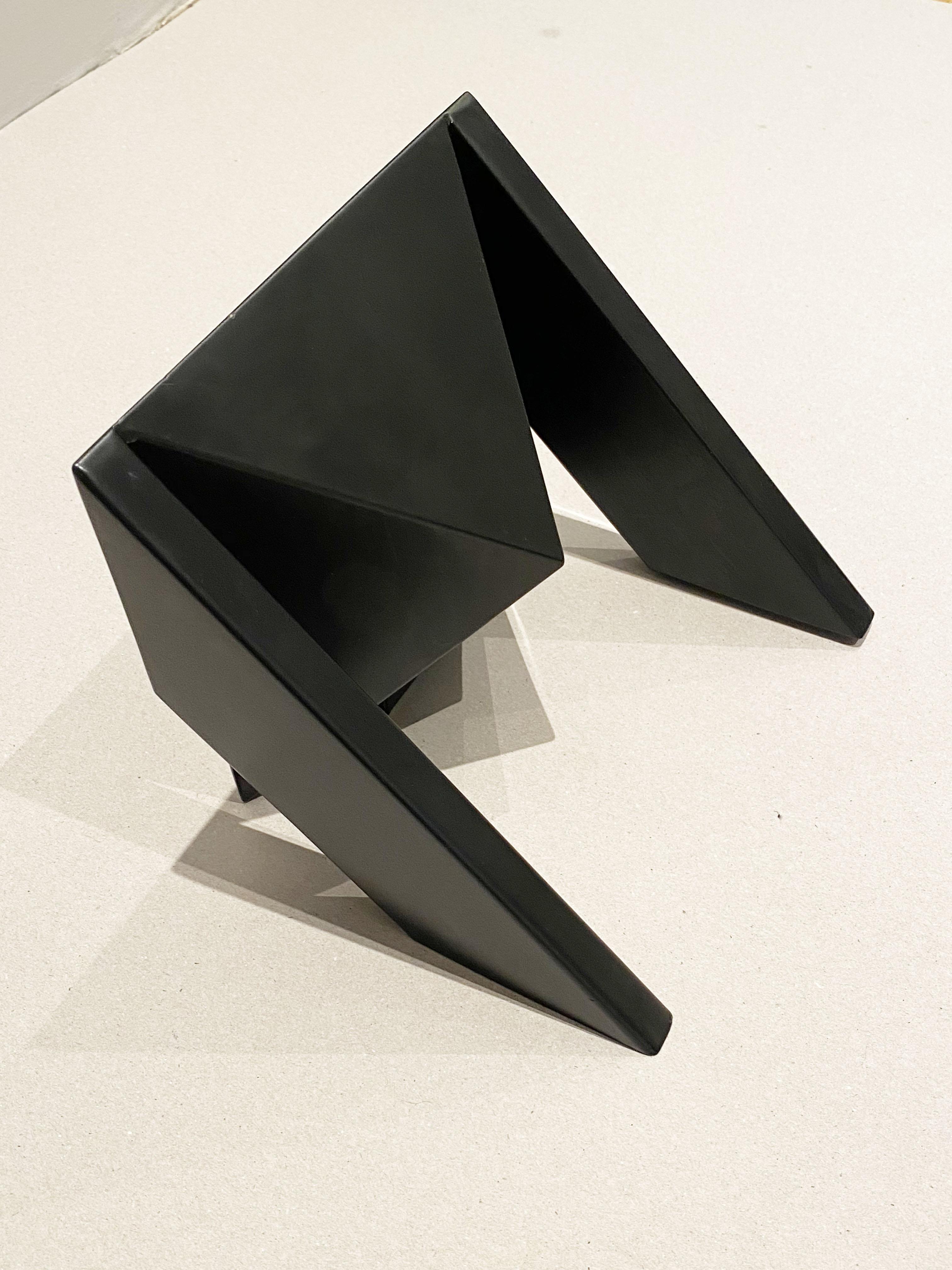 Postmoderno Sconce Atlas postmoderno laccato nero di Potentiel Paris, Francia anni '80 in vendita