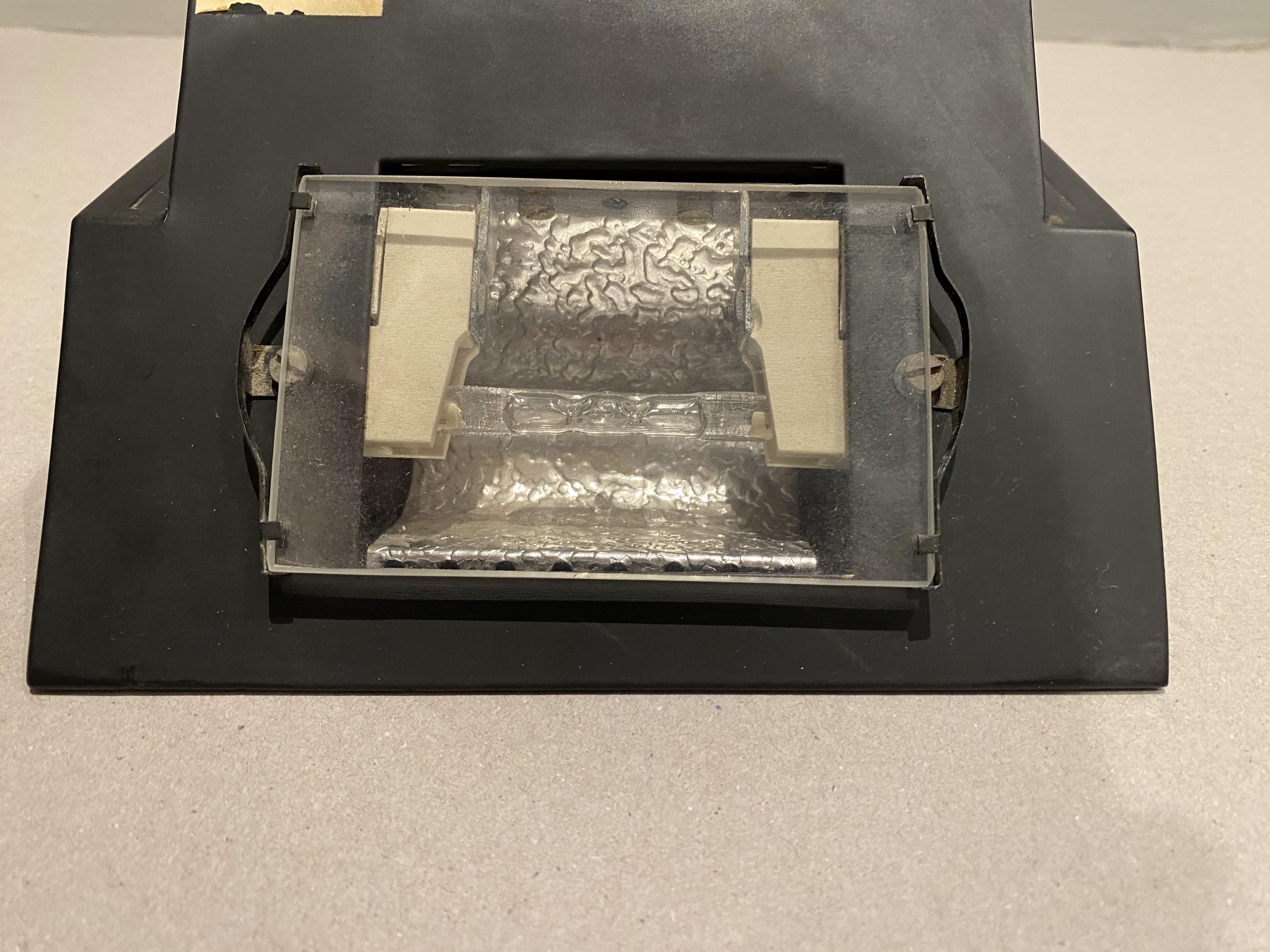 Sconce Atlas postmoderno laccato nero di Potentiel Paris, Francia anni '80 in vendita 1