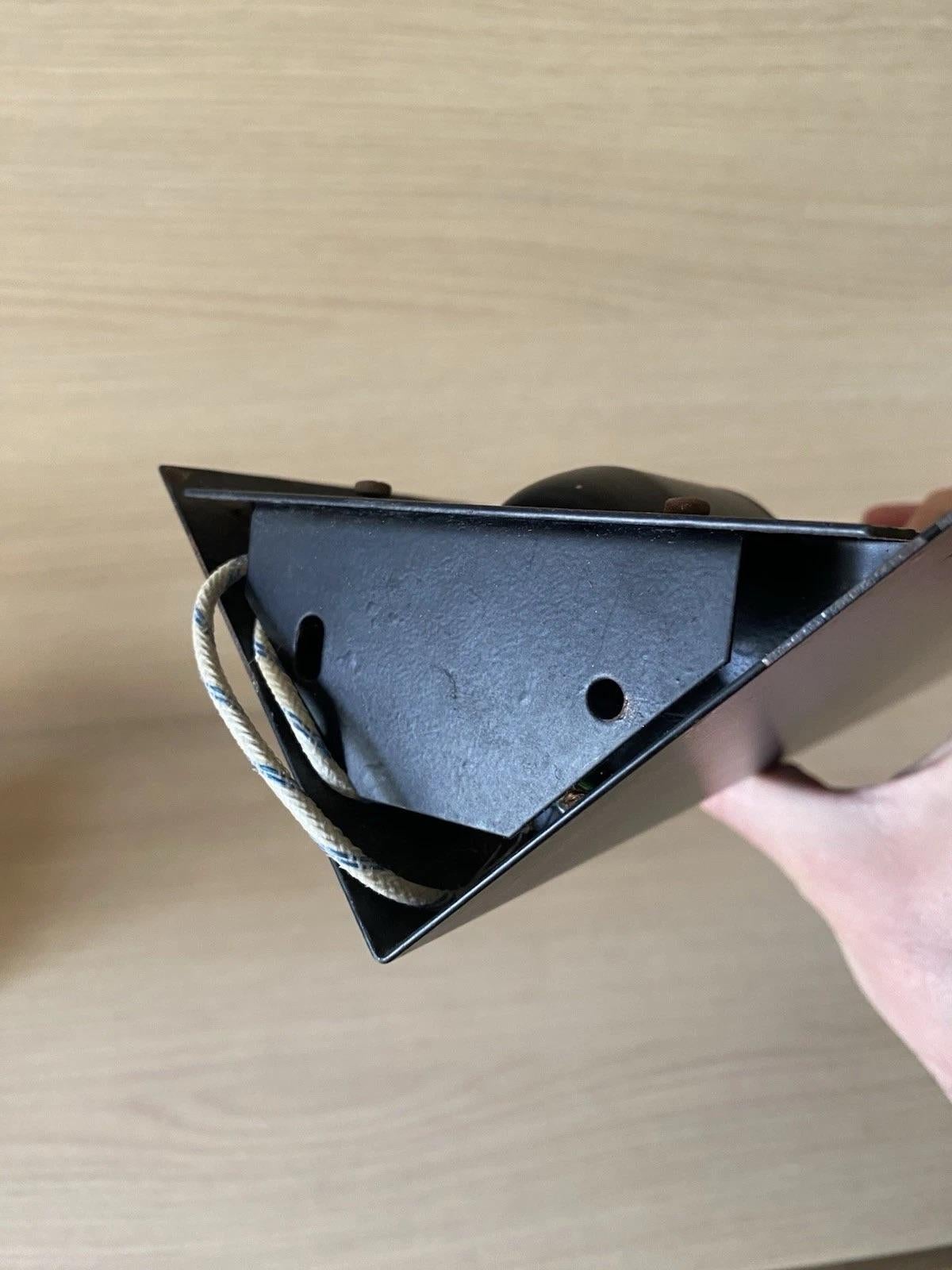 Postmodernist Black Lacquered Flamme Sconce by Gilles Derain, France 1980s For Sale 2