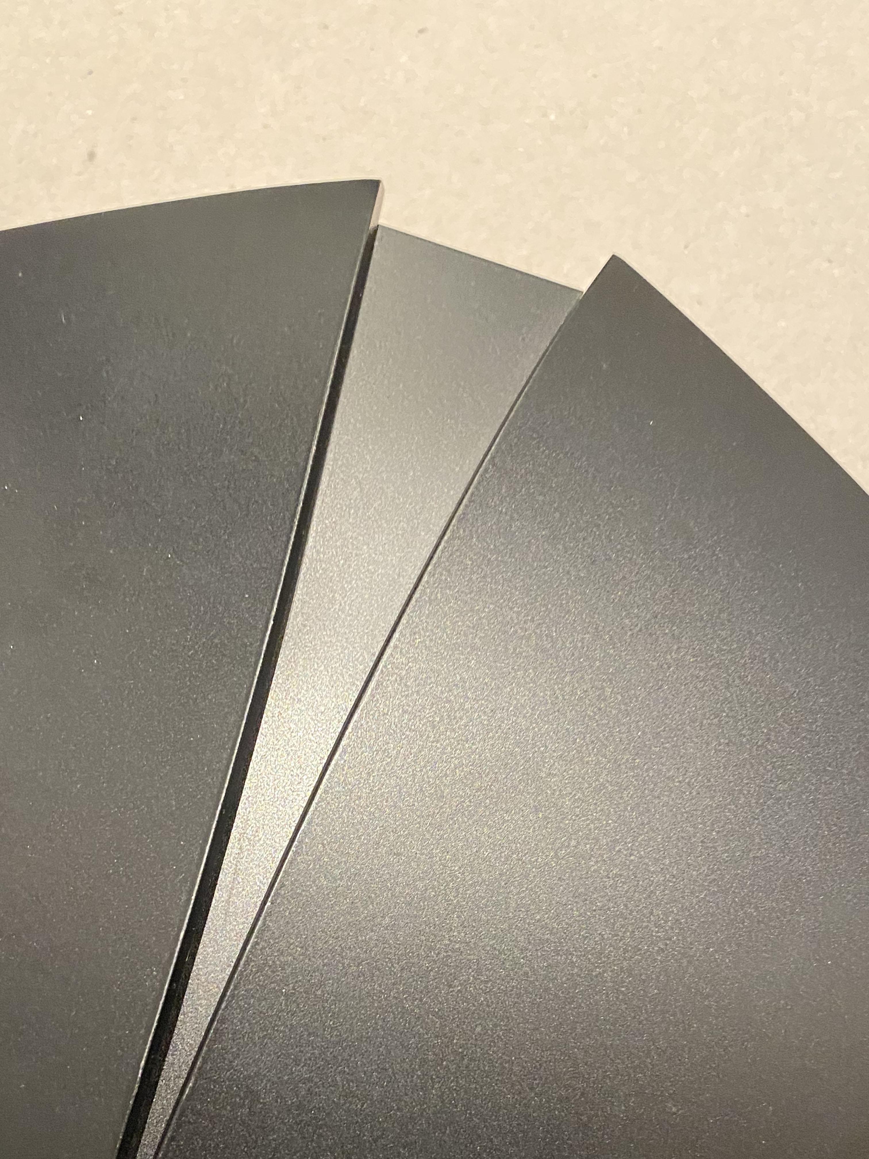 Postmoderne schwarz lackierte Origami-Leuchte von Autographe Paris, Frankreich 1980er Jahre (Französisch) im Angebot