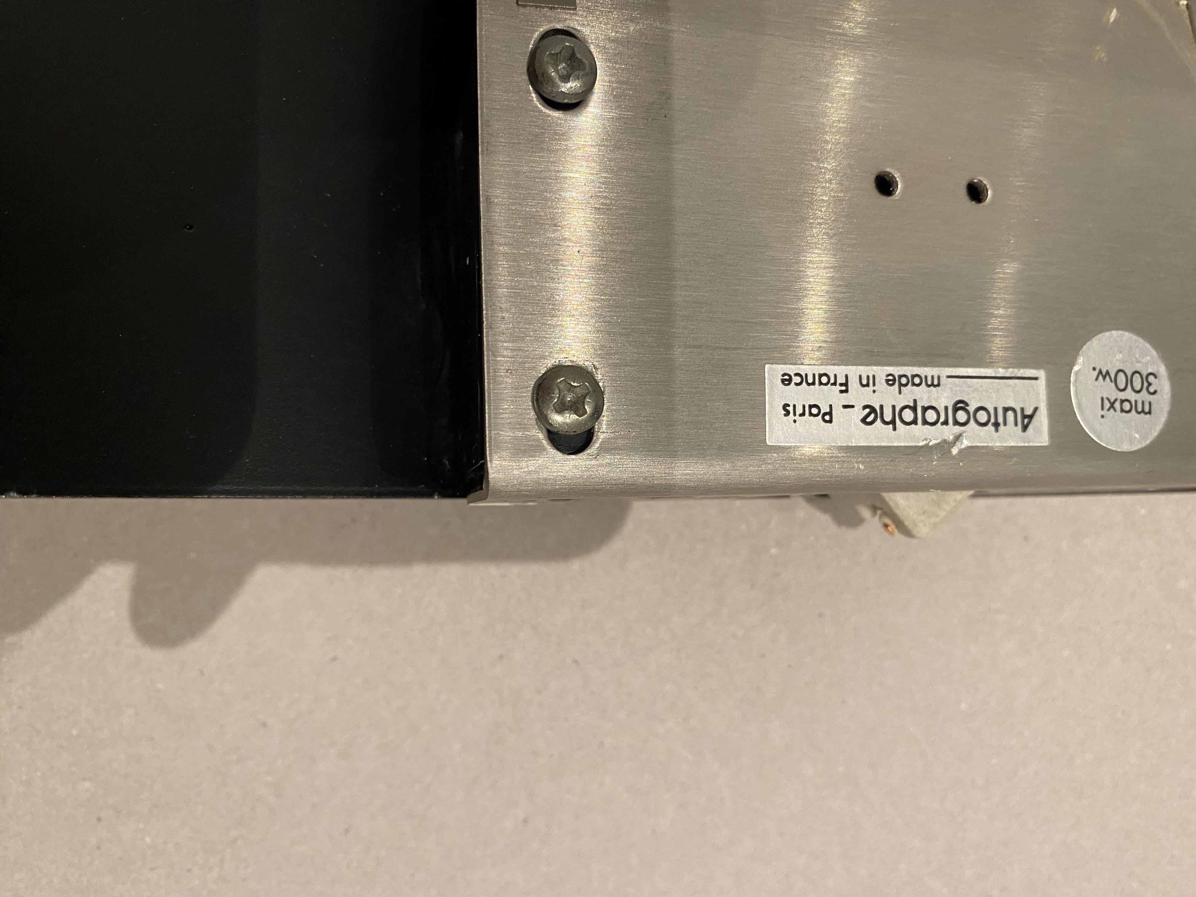 Postmoderne schwarz lackierte Origami-Leuchte von Autographe Paris, Frankreich 1980er Jahre im Angebot 2