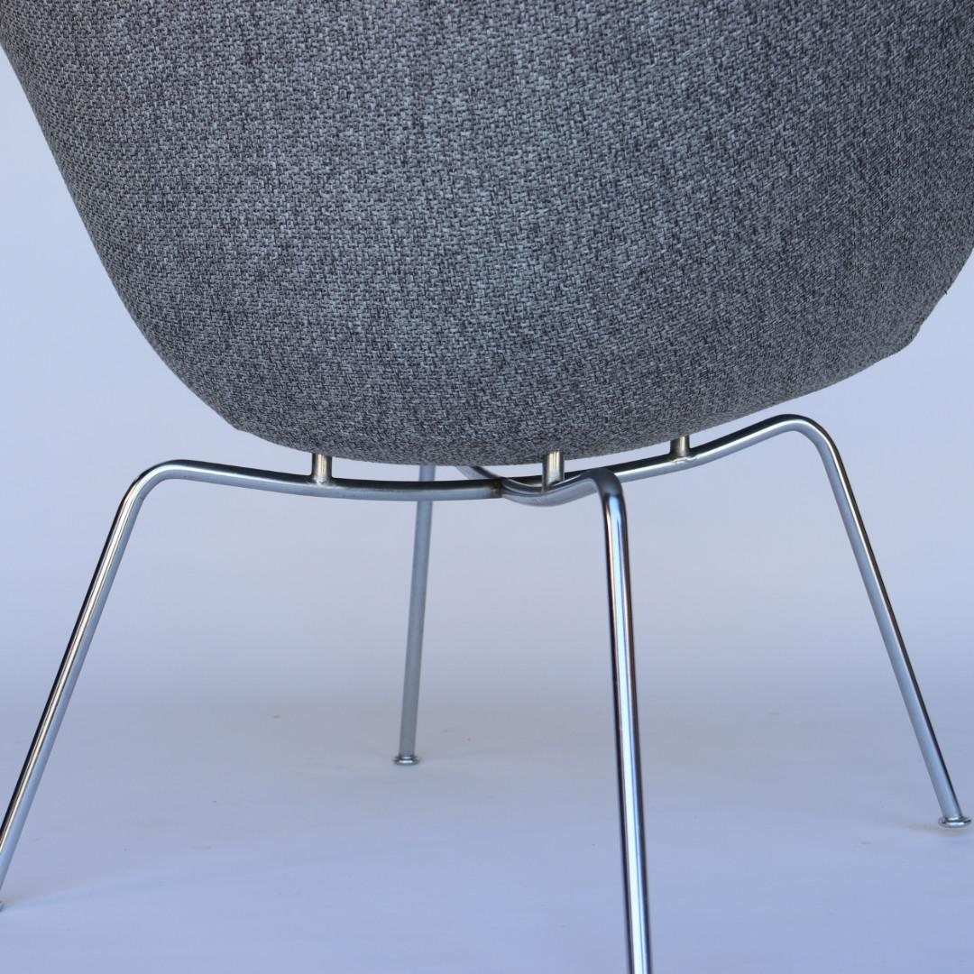 Upholstery Pot Chair Designed by Arne Jacobsen for Fritz Hansen, circa 1950, Denmark