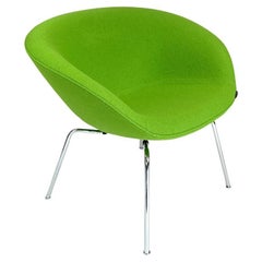 Vintage Pot Lounge Chair by Arne Jacobson