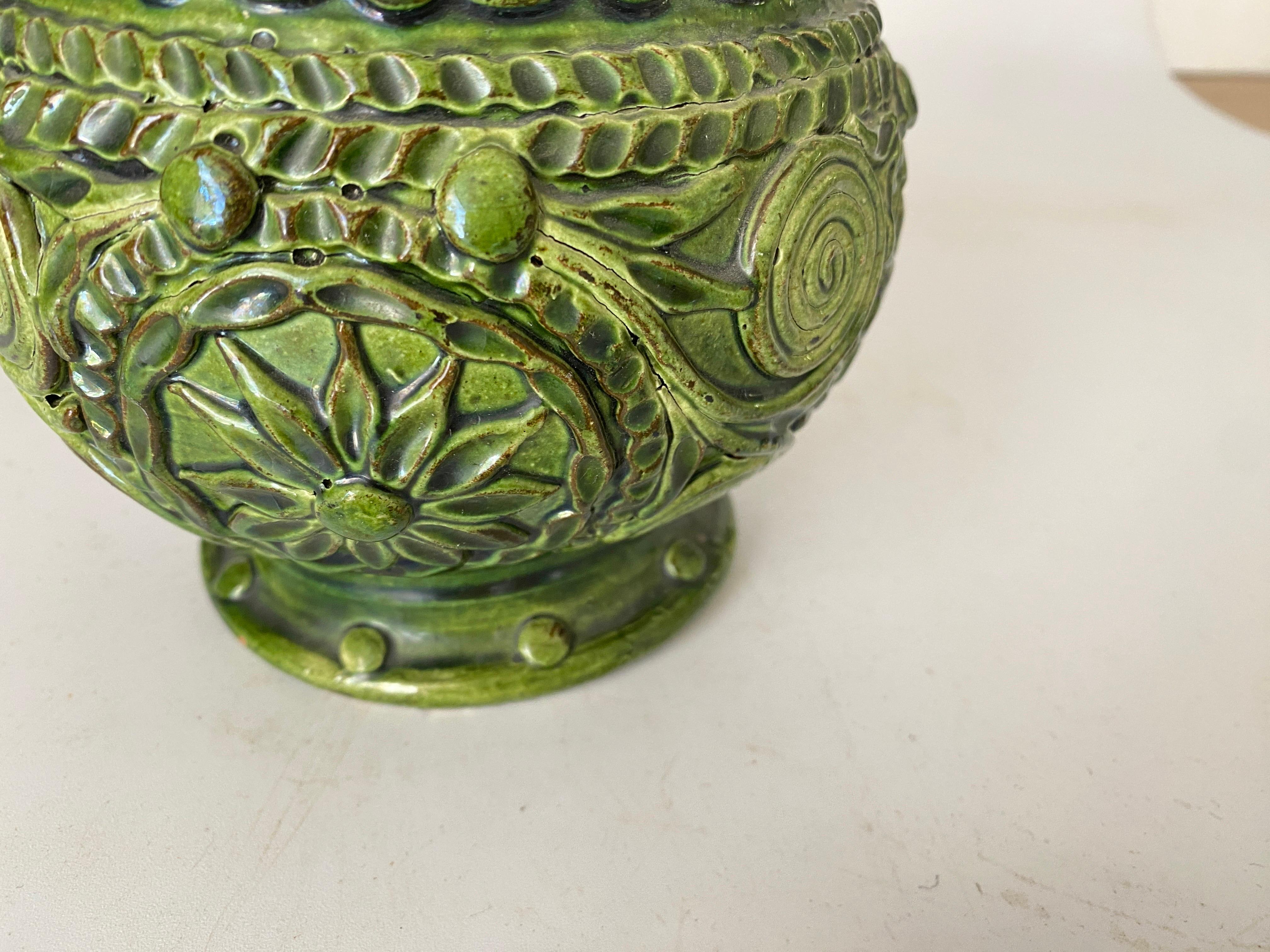  Pot or Box 19th Century Majolica France Ceramic Green with an Circular Handle For Sale 3