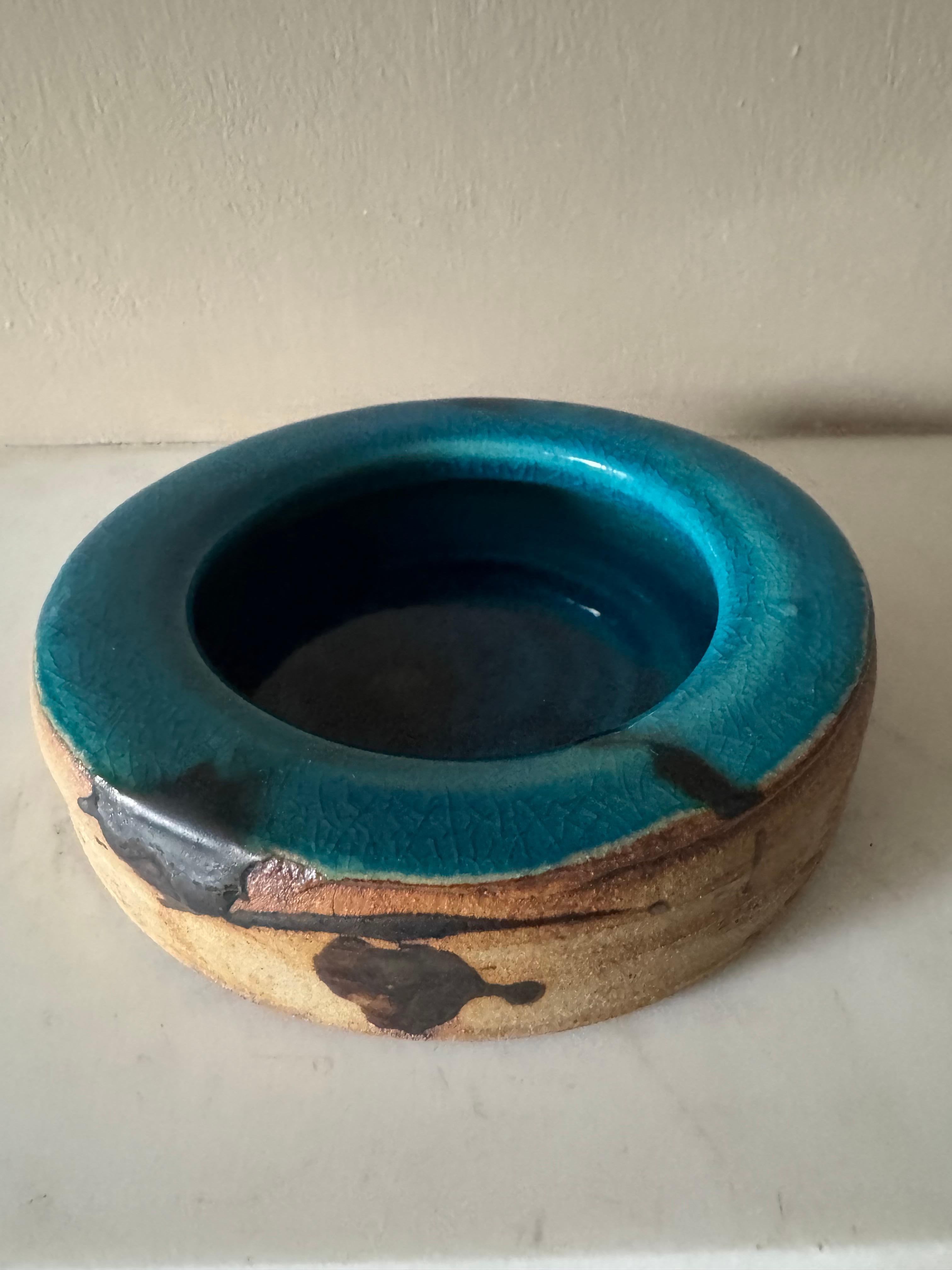 Mid-Century Modern Poterie de la Colombe vide poche Vallauris c.1960's en vente