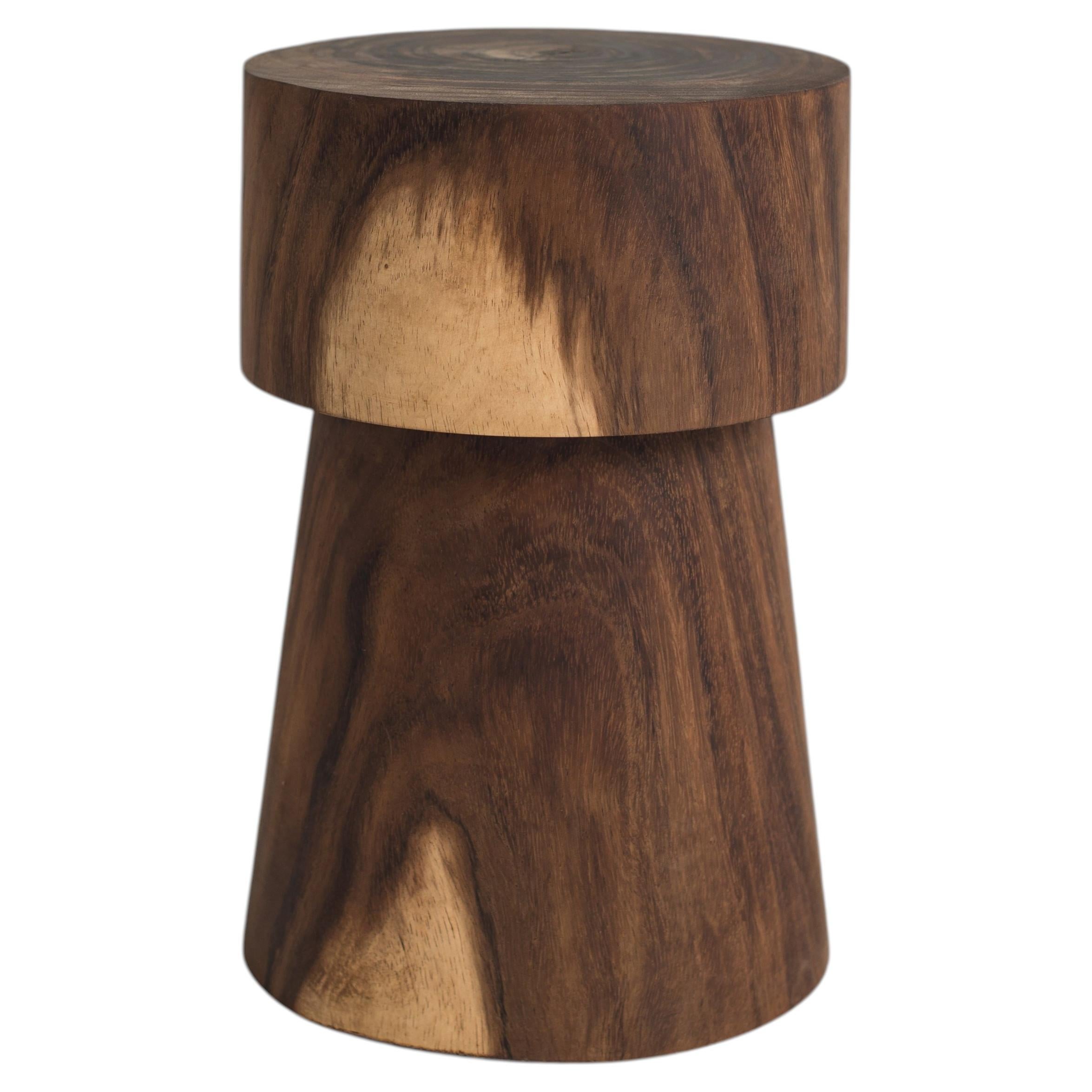 Sgabello Potro - Sgabello contemporaneo in legno massello di parota tornito, proveniente dal Messico