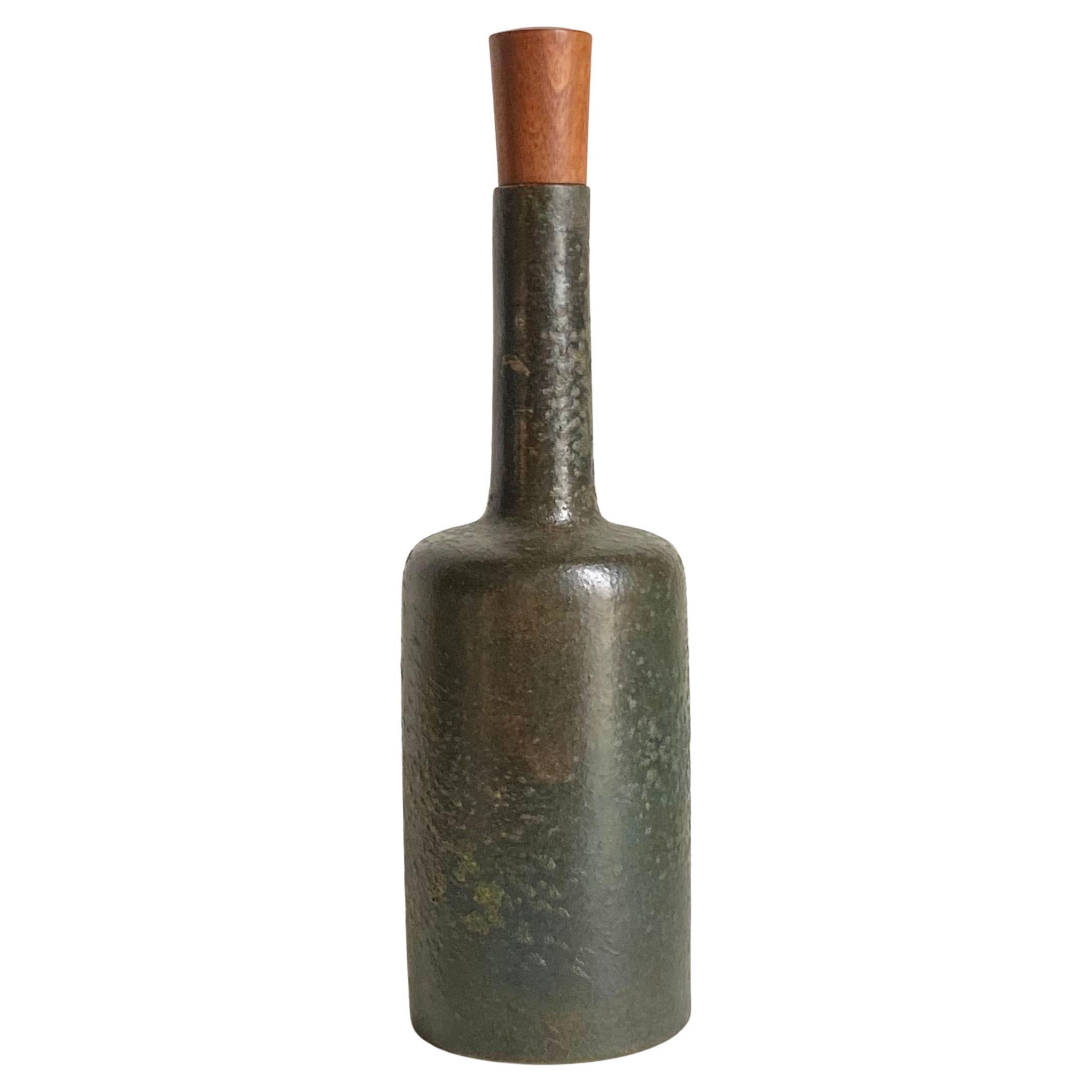 Bouteille en poterie avec bouchon en Wood original Attribué à Aldo Londi pour Bitossi