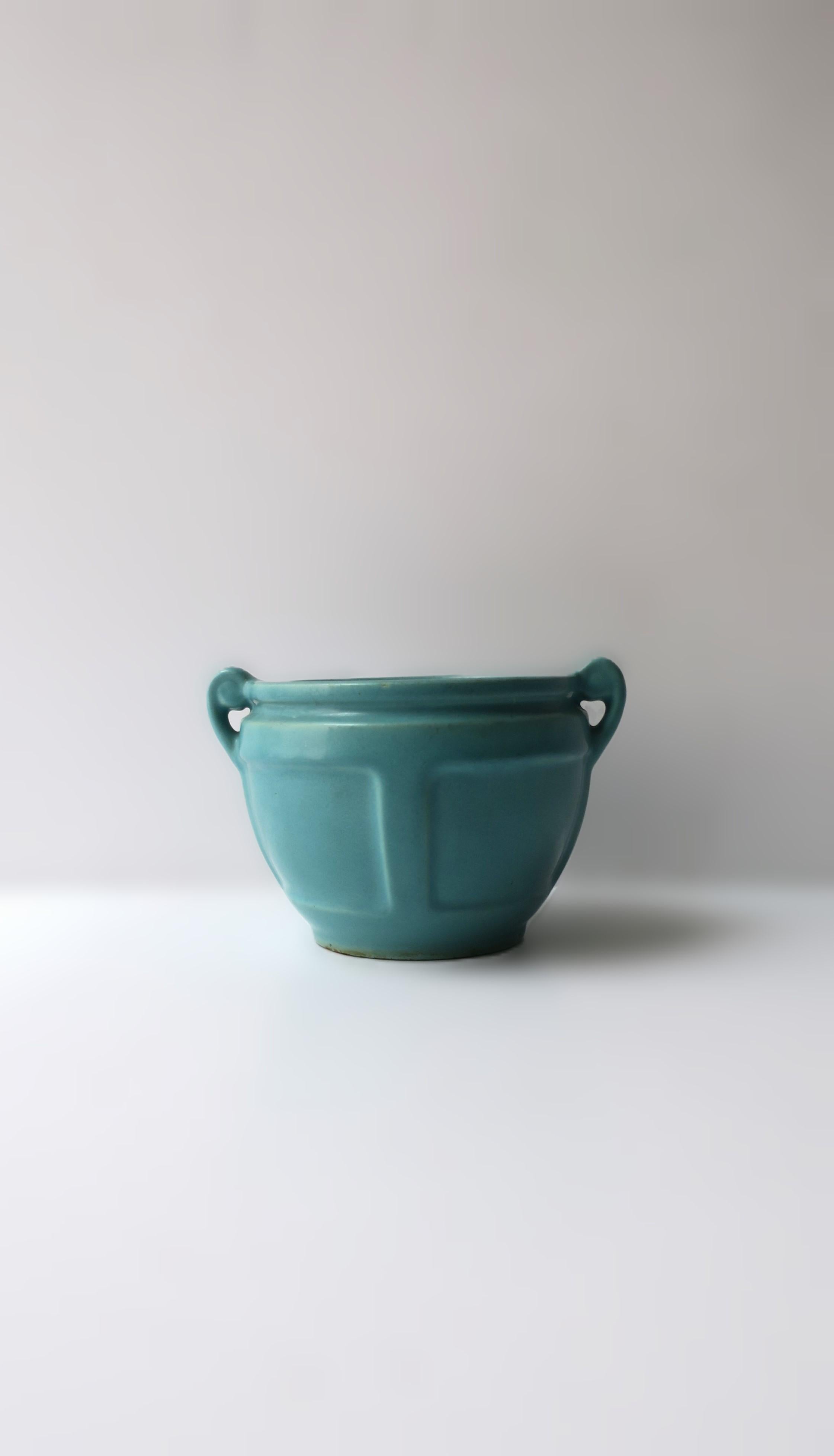 Pottery Flower Plant Planter Cachepot Jardinière In Good Condition For Sale In New York, NY