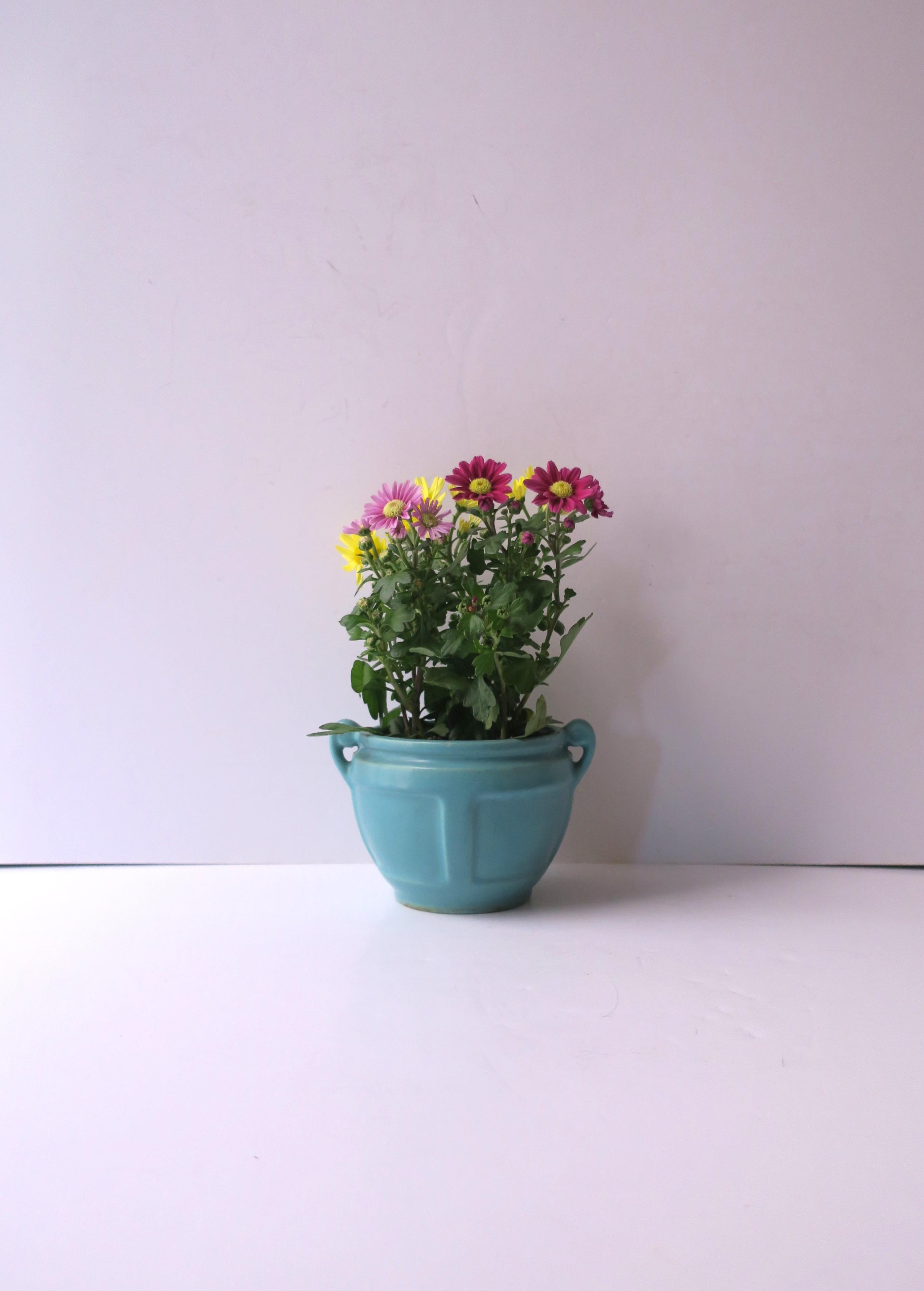 Pottery Flower Plant Planter Cachepot Jardinière In Good Condition For Sale In New York, NY