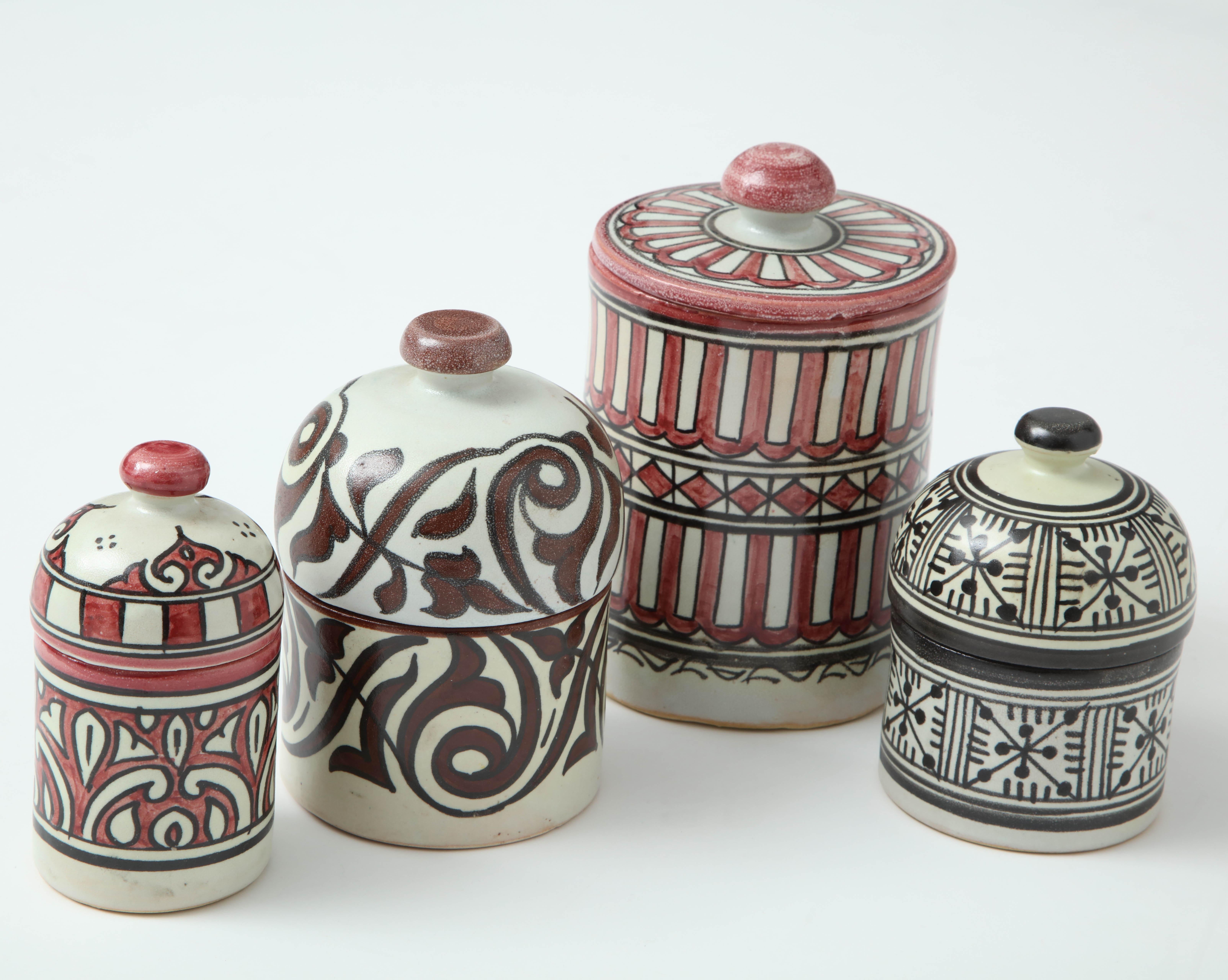 Pottery from Morocco, Cream & Burgundy Color, Handcrafted, Contemporary Ceramic For Sale 1
