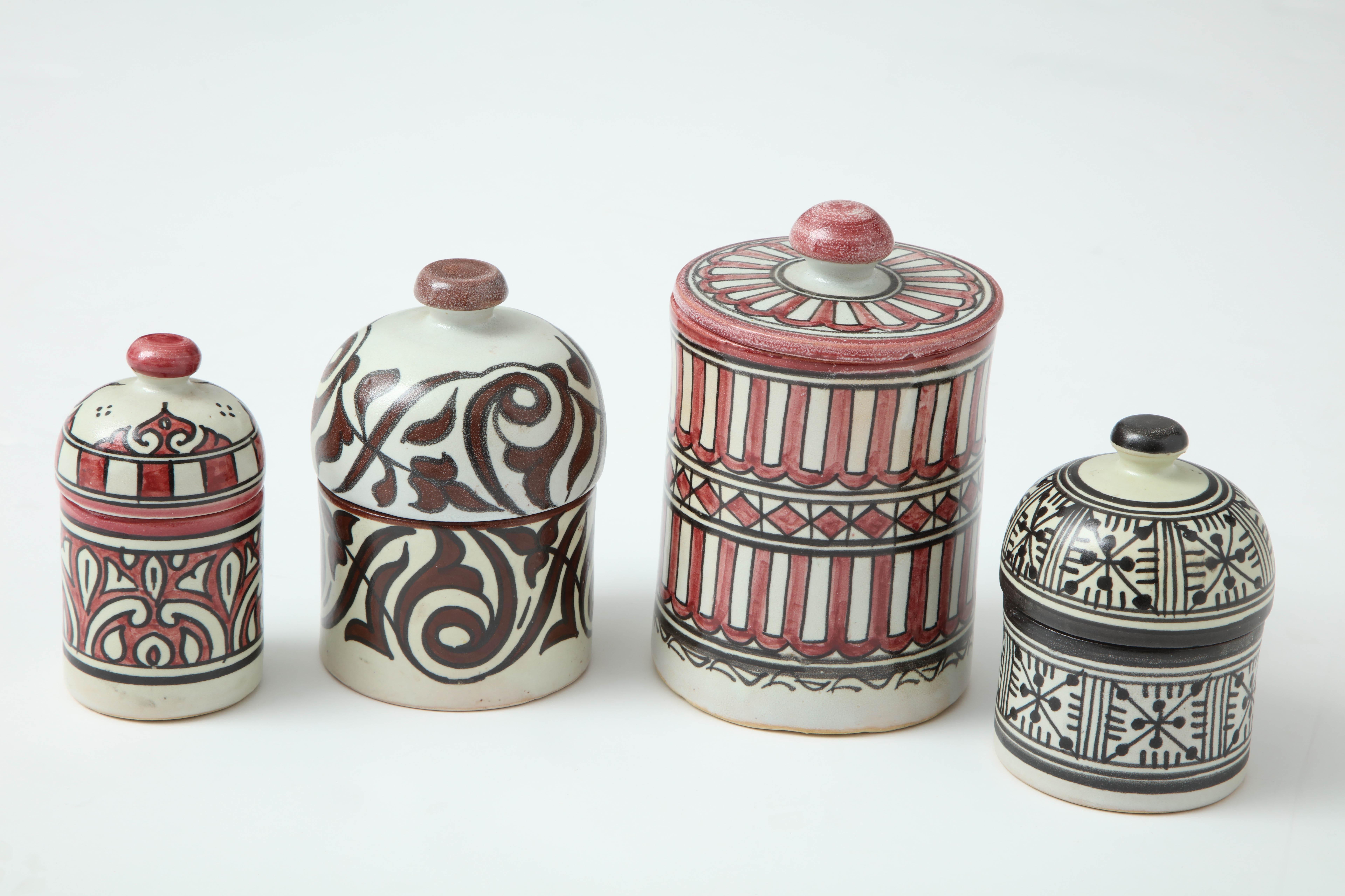 Pottery from Morocco, Cream & Burgundy Color, Handcrafted, Contemporary Ceramic For Sale 2