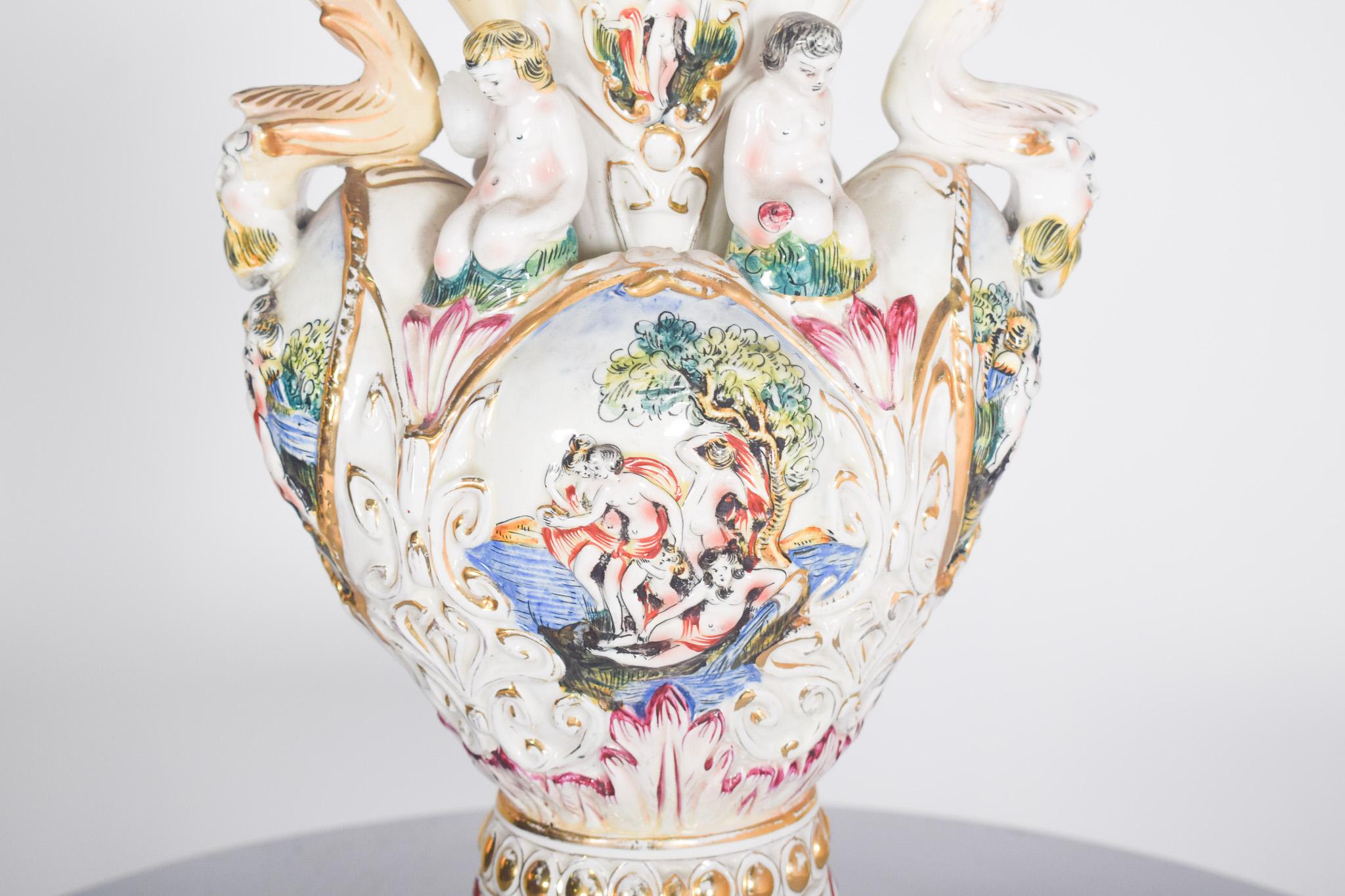 Portoghese Vaso di ceramica a forma di Amphora, policromo in vendita