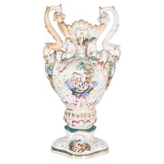 Vaso di ceramica a forma di Amphora, policromo
