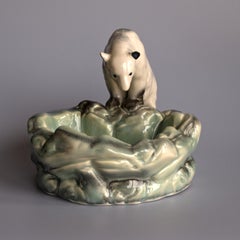 Bol ou cendrier en forme d'ours polaire en poterie de Ditmar Urbach:: Tchécoslovaquie:: années 1930
