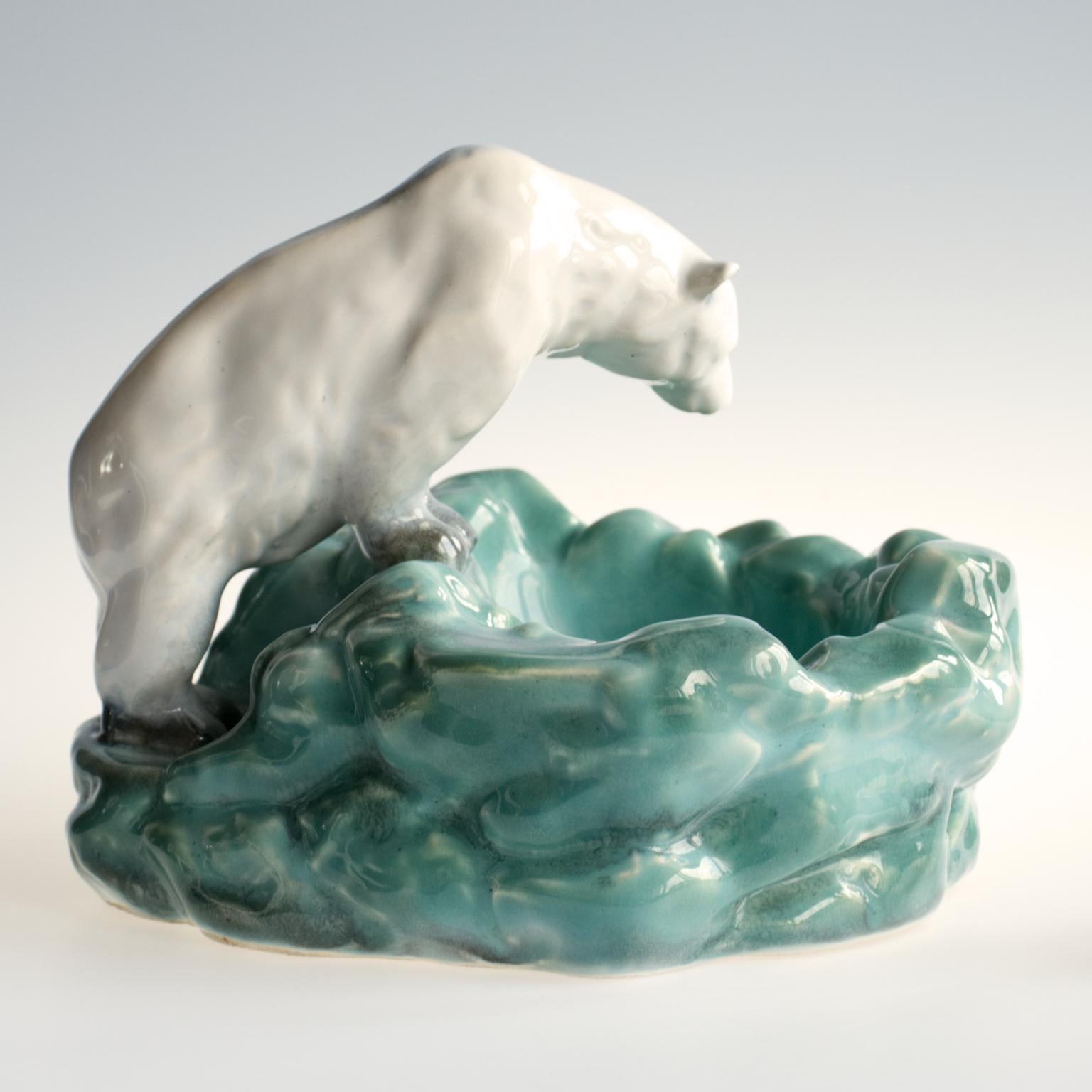 Polar Bear-Schale oder Aschenbecher aus Keramik von Ditmar Urbach Tschechoslowakei, 1930er Jahre im Zustand „Gut“ im Angebot in Lucenec, SK