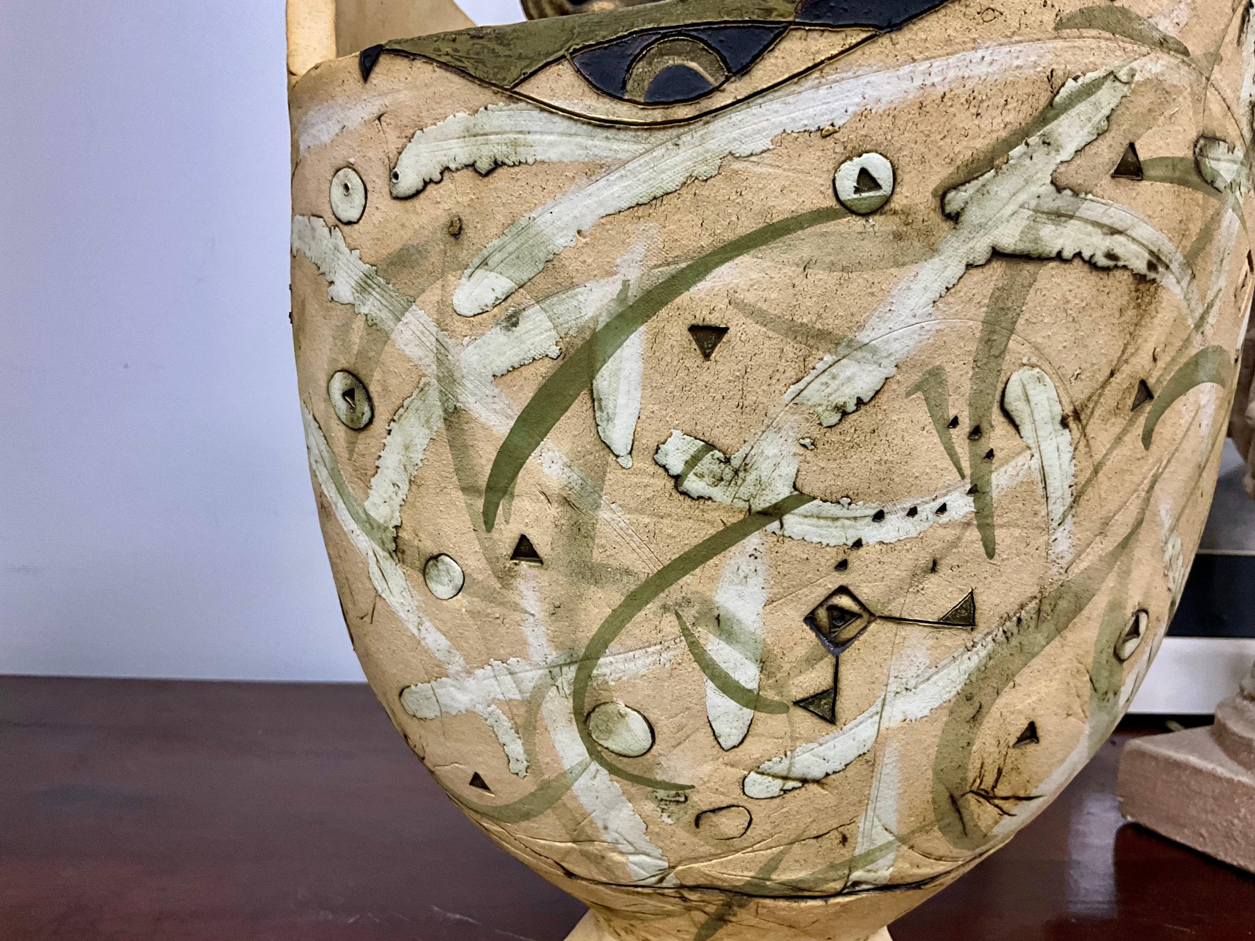 Pottery Vase with Iguana Sculpture Signed For Sale 9