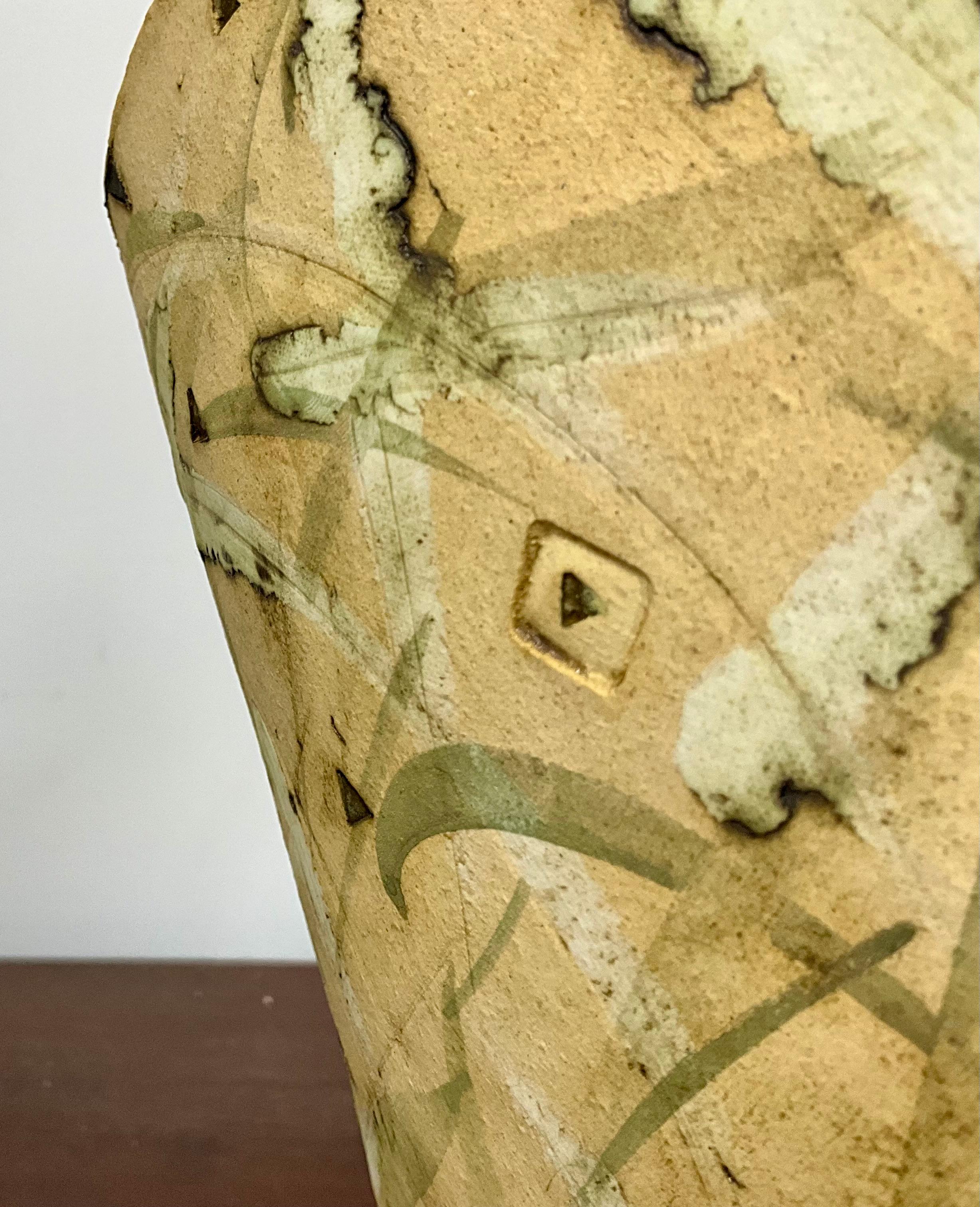 Pottery Vase with Iguana Sculpture Signed For Sale 10
