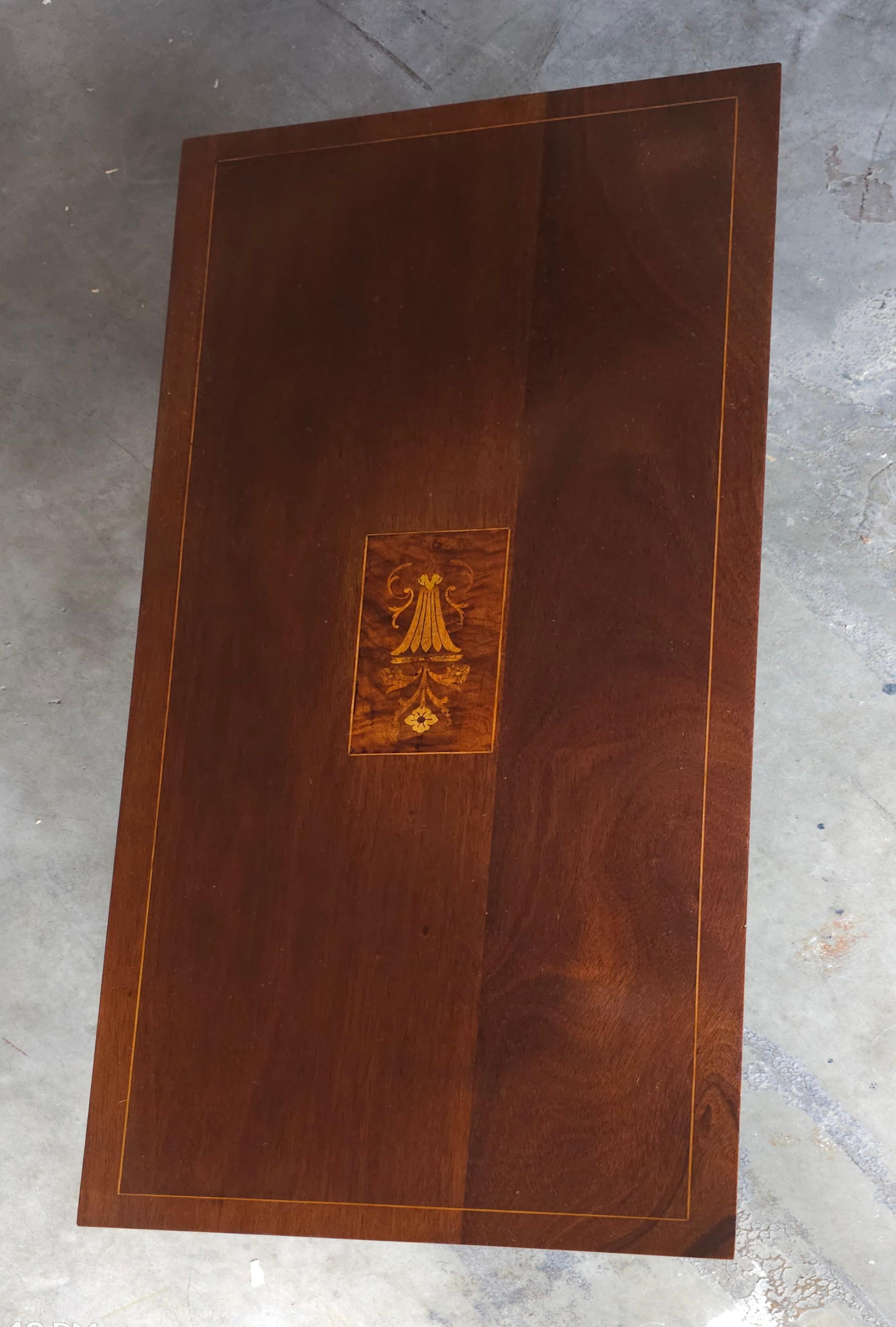 Gebrüder Potthast. Federal Satinwood & Ebenholz Intarsien Mahagoni Cocktail, Couchtisch im Angebot 2
